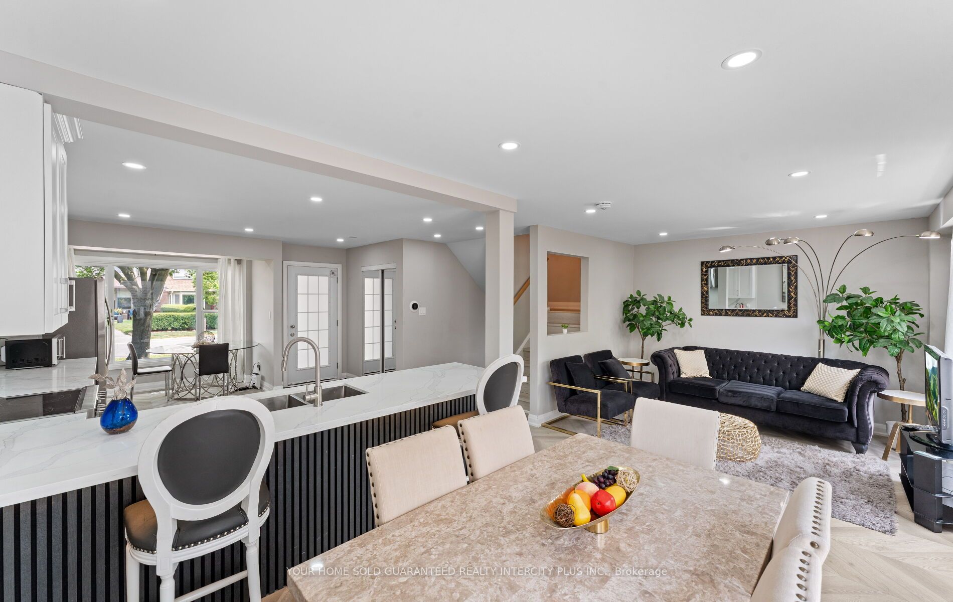 4 Borden Hill Court Property Photo 14