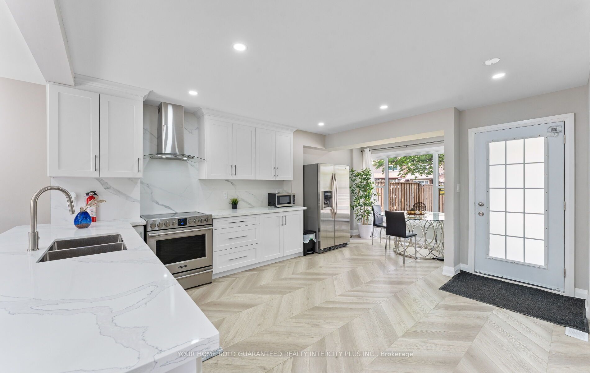 4 Borden Hill Court Property Photo 16