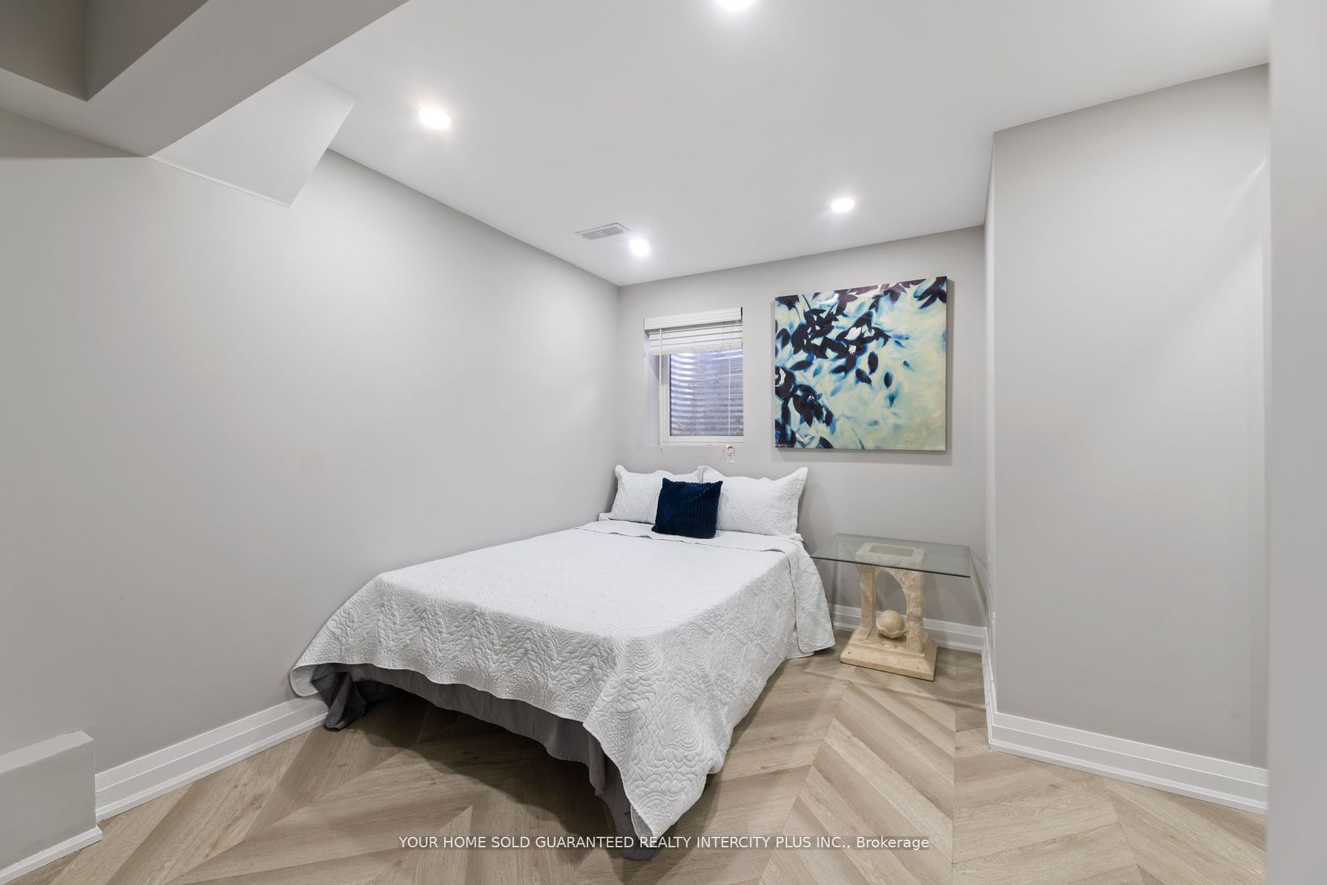 4 Borden Hill Court Property Photo 29