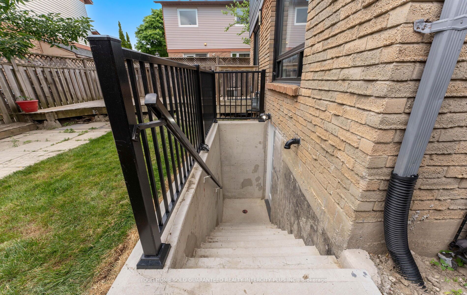 4 Borden Hill Court Property Photo 39