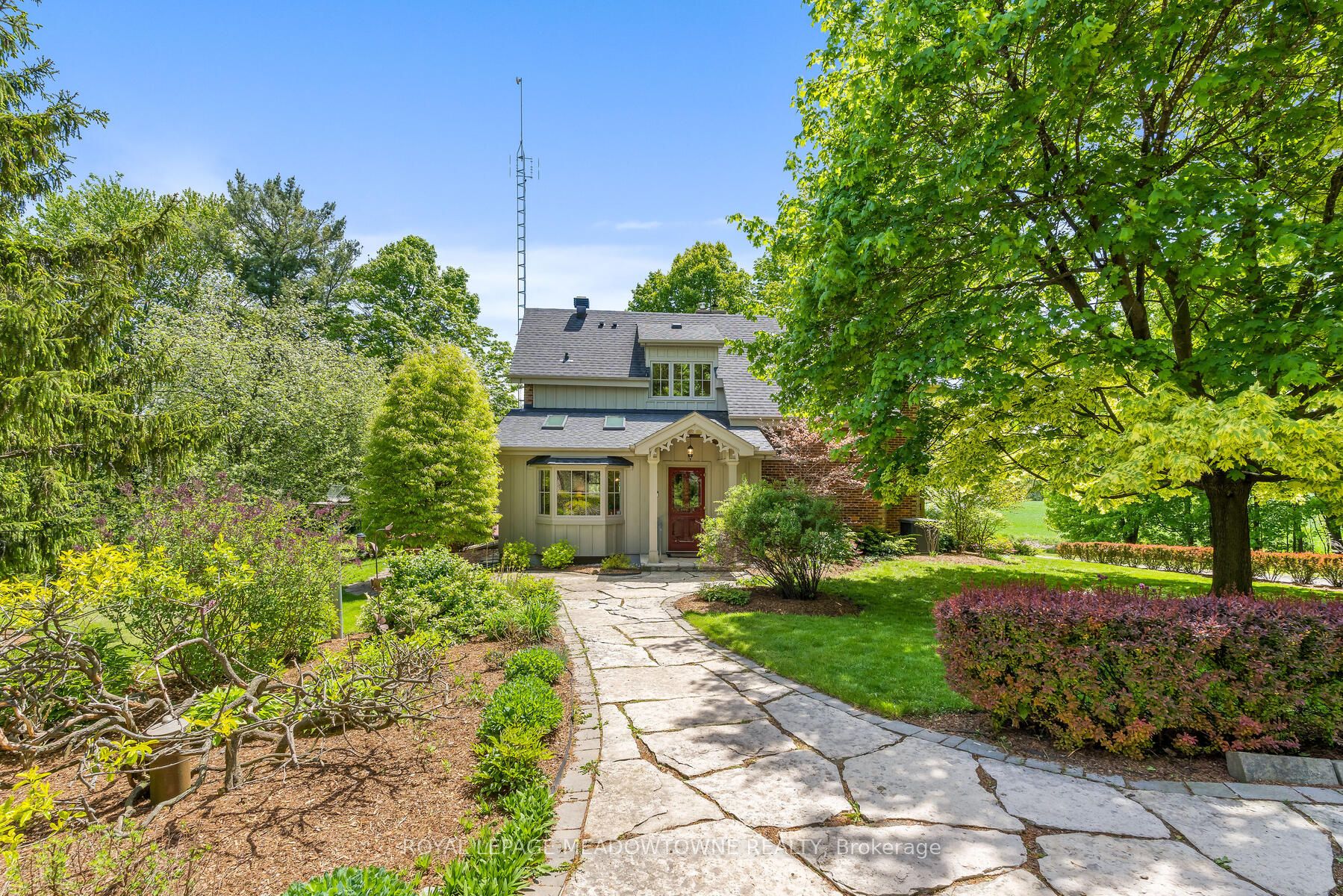 10319 15 Side Road Property Photo 7