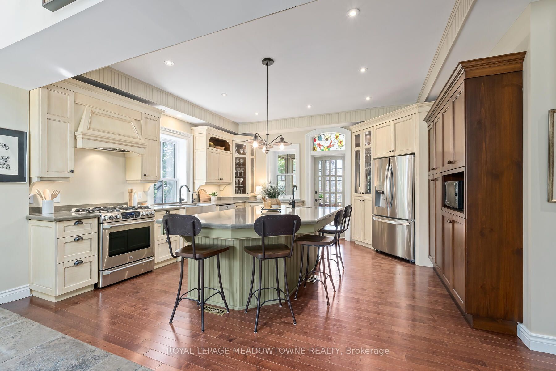 10319 15 Side Road Property Photo 10