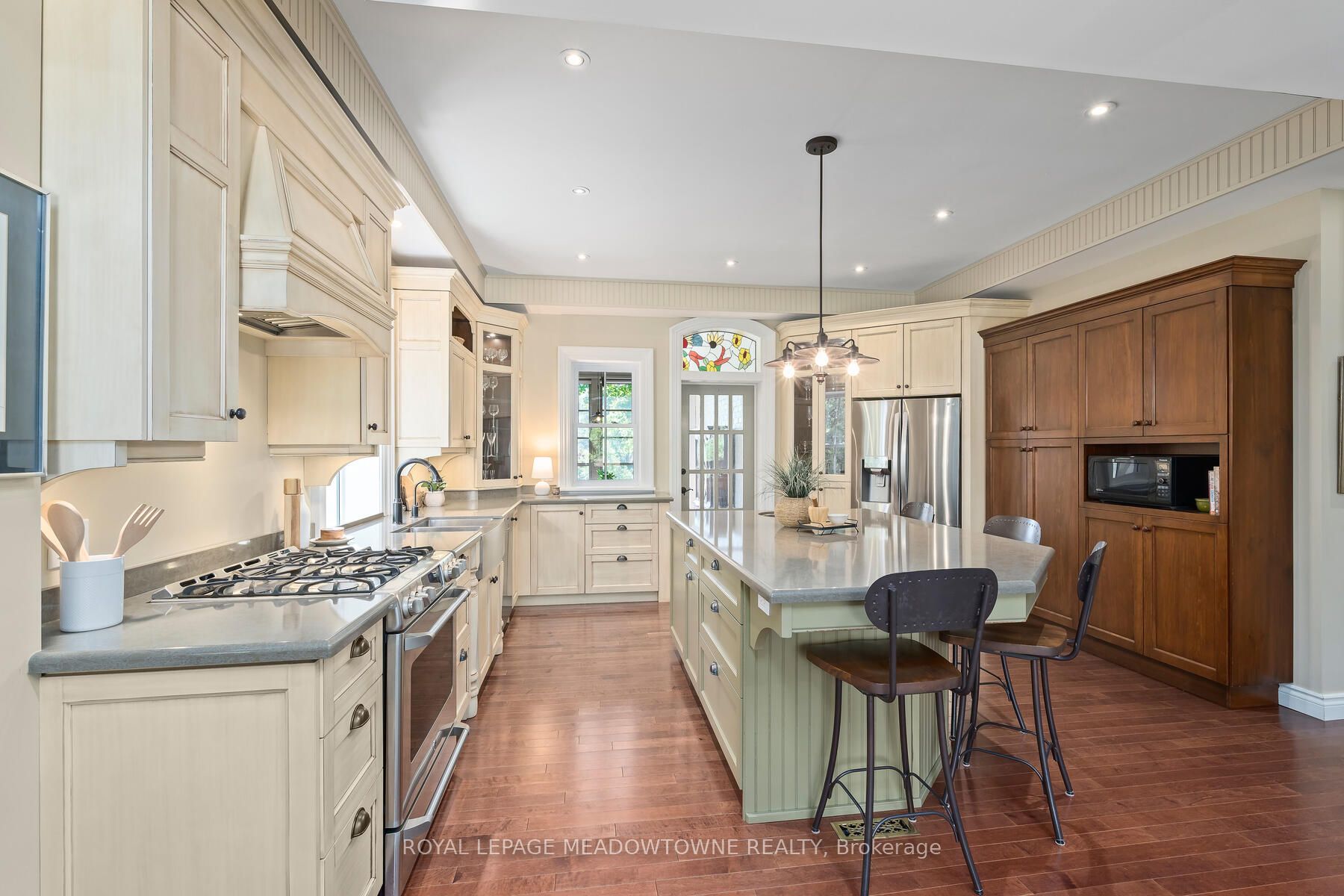 10319 15 Side Road Property Photo 12