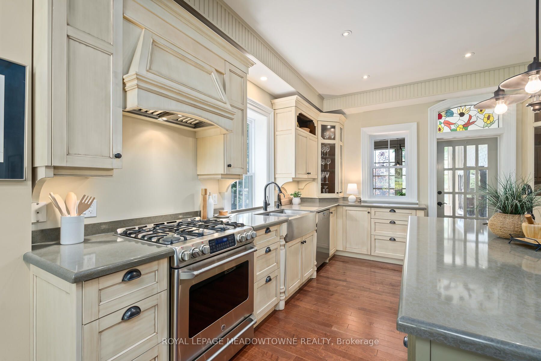 10319 15 Side Road Property Photo 13