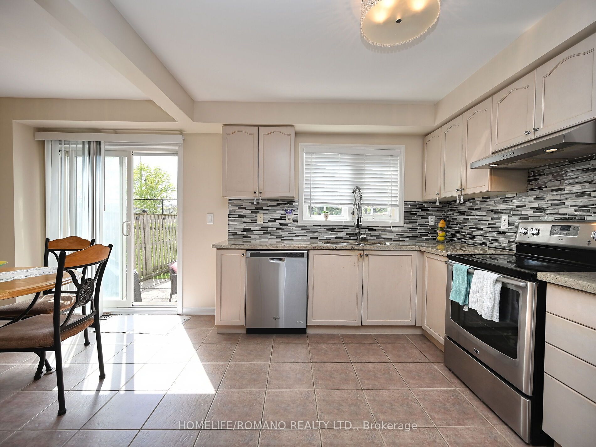 3030 Breakwater Court 132 Property Photo 23