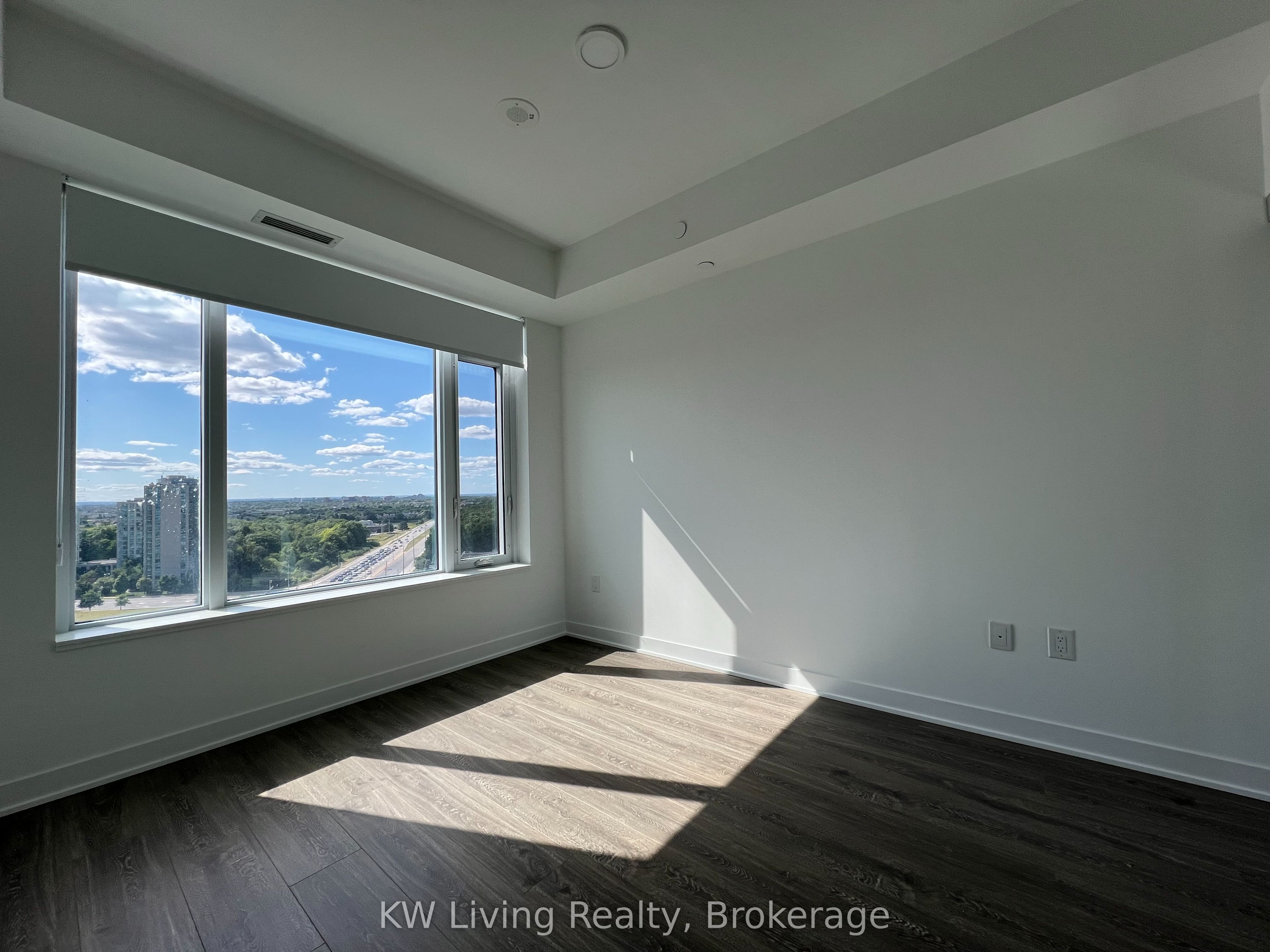 2495 Eglinton Avenue W 1509 Property Photo 9