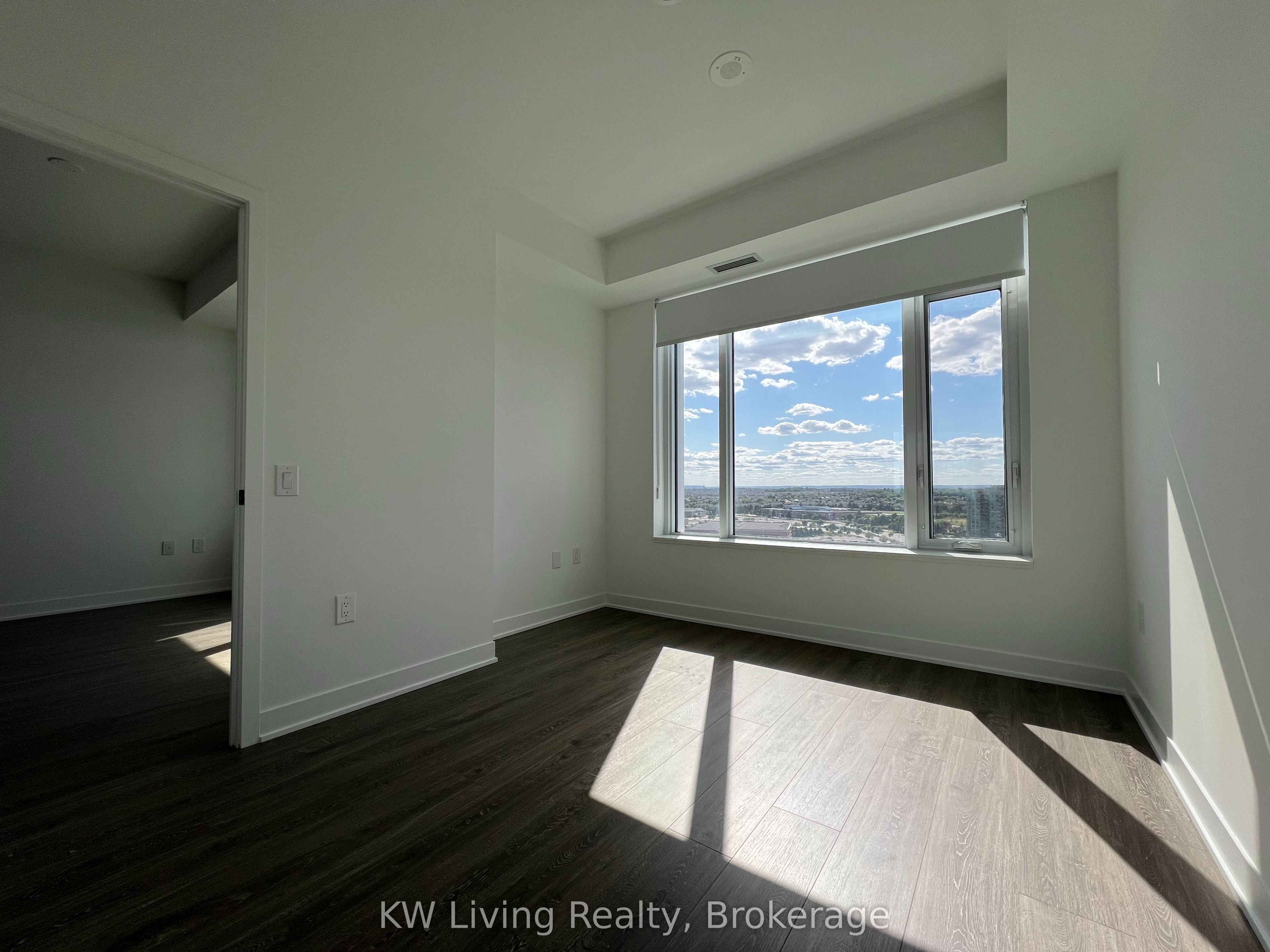 2495 Eglinton Avenue W 1509 Property Photo 10