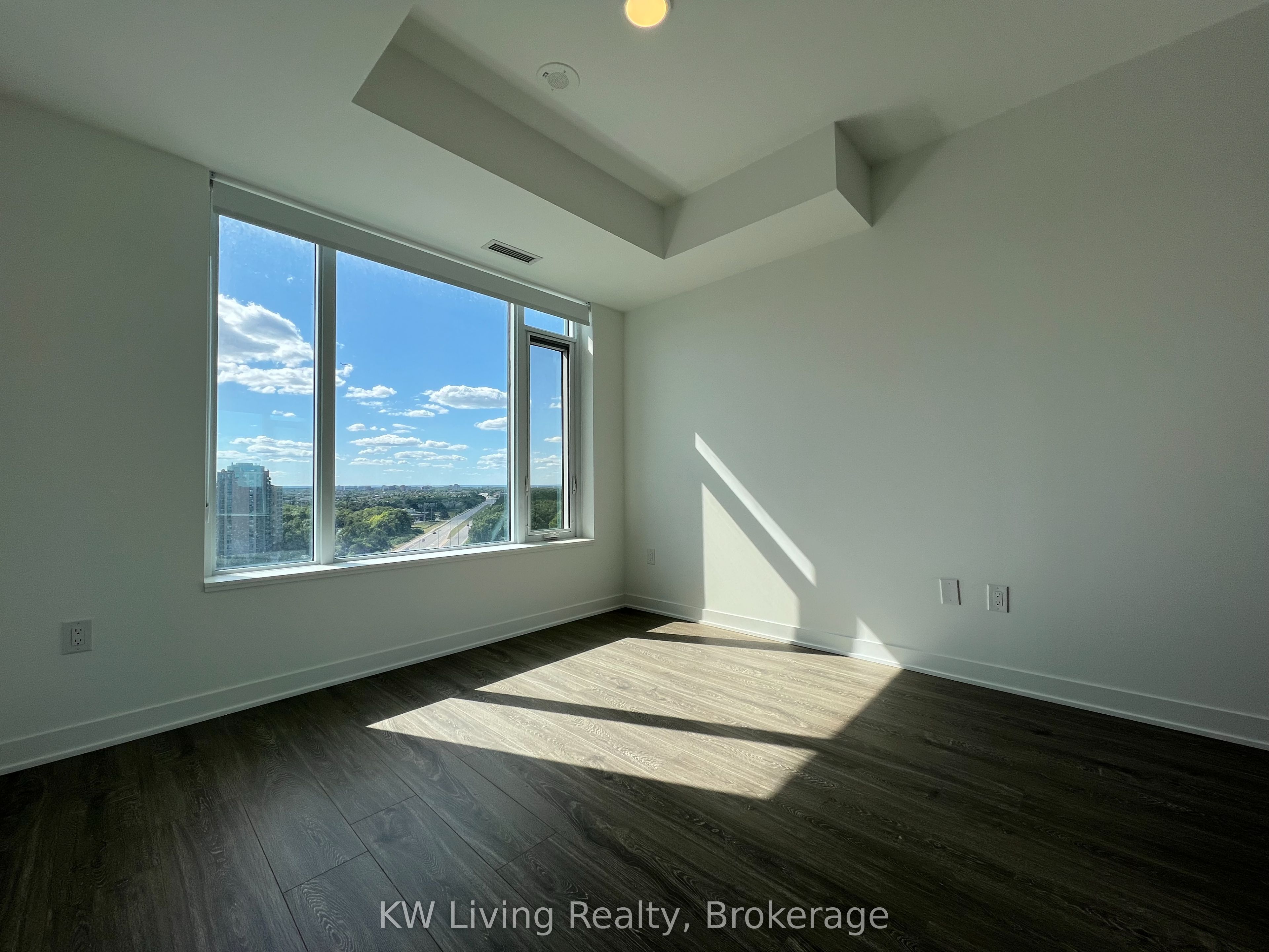 2495 Eglinton Avenue W 1509 Property Photo 12