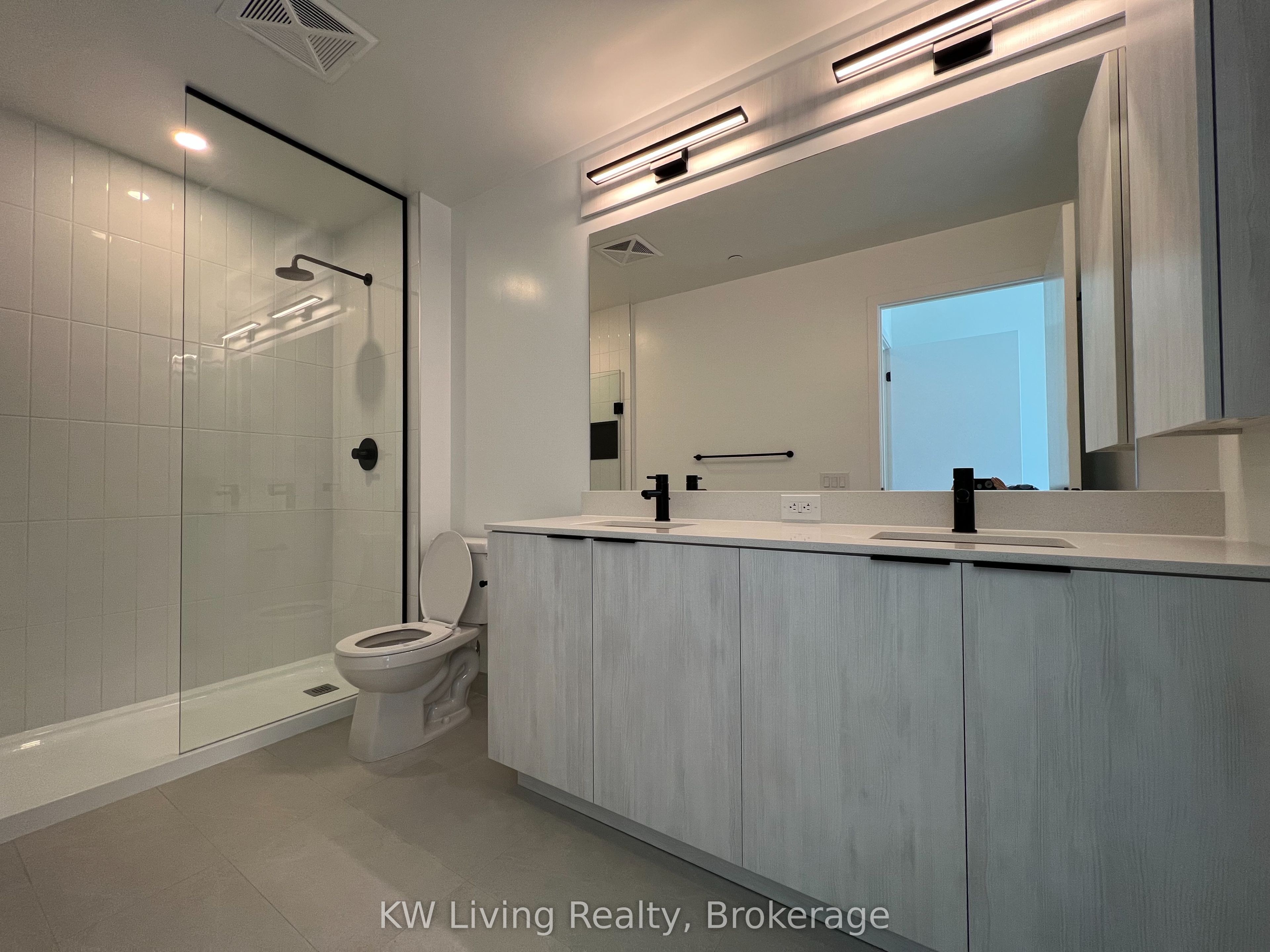 2495 Eglinton Avenue W 1509 Property Photo 14