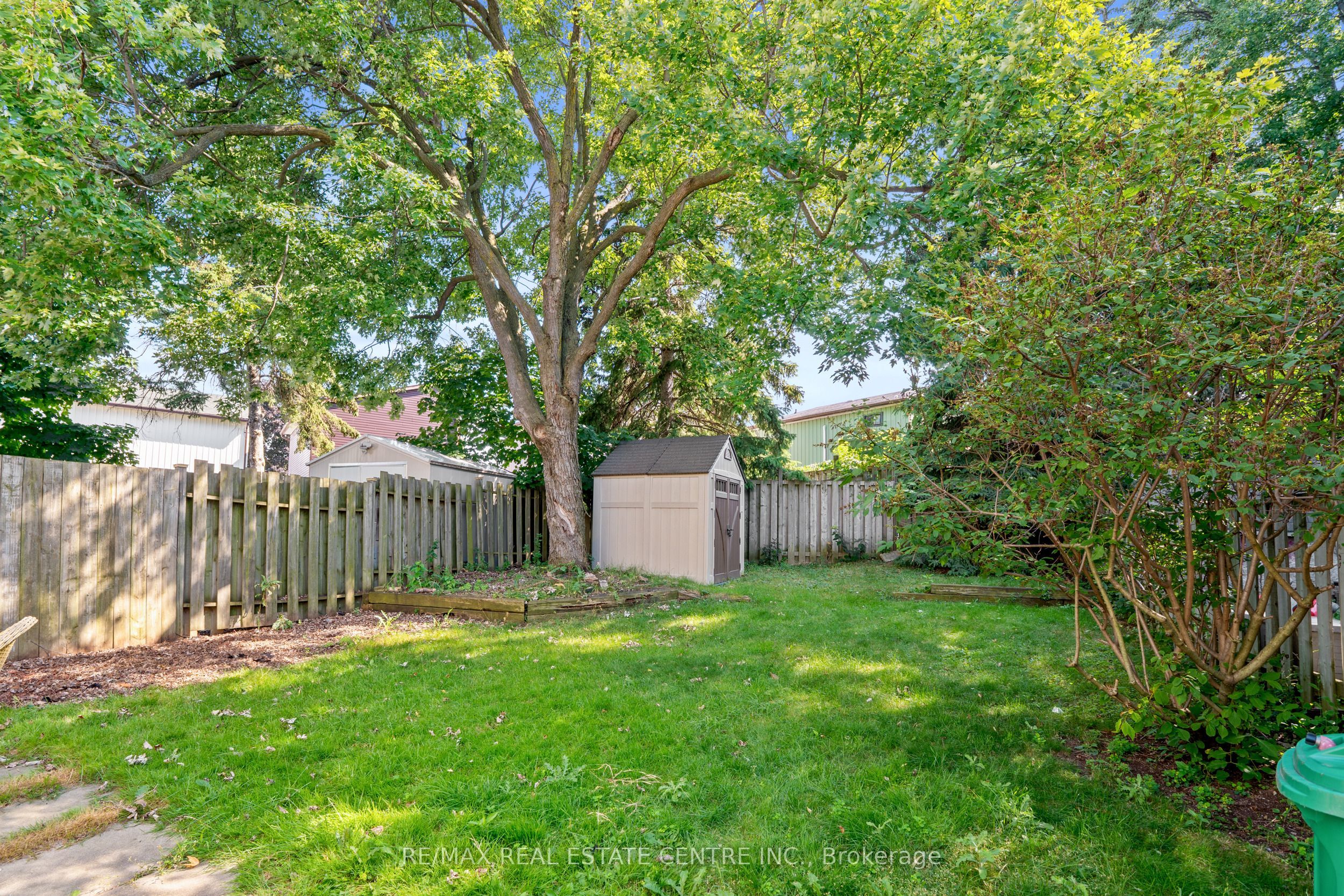 32 Josephine Court Property Photo 34