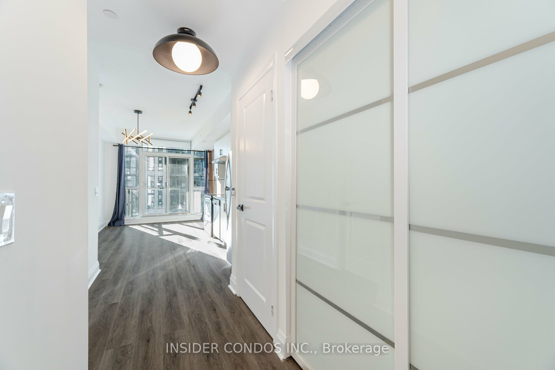 17 Zorra Street 610 Property Photo 6