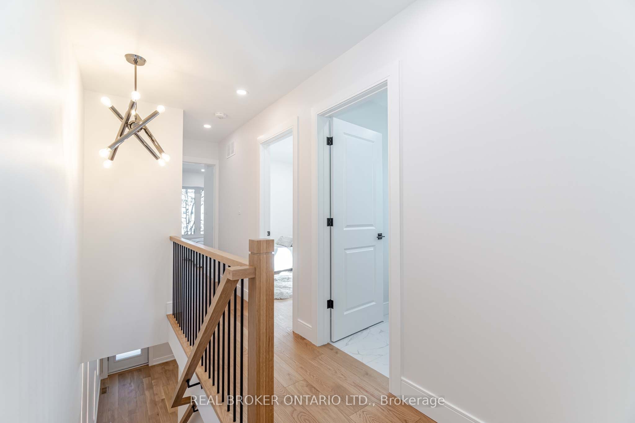 120 Wiltshire Avenue Property Photo 14