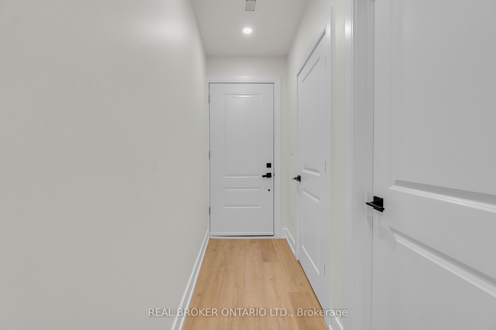 120 Wiltshire Avenue Property Photo 28