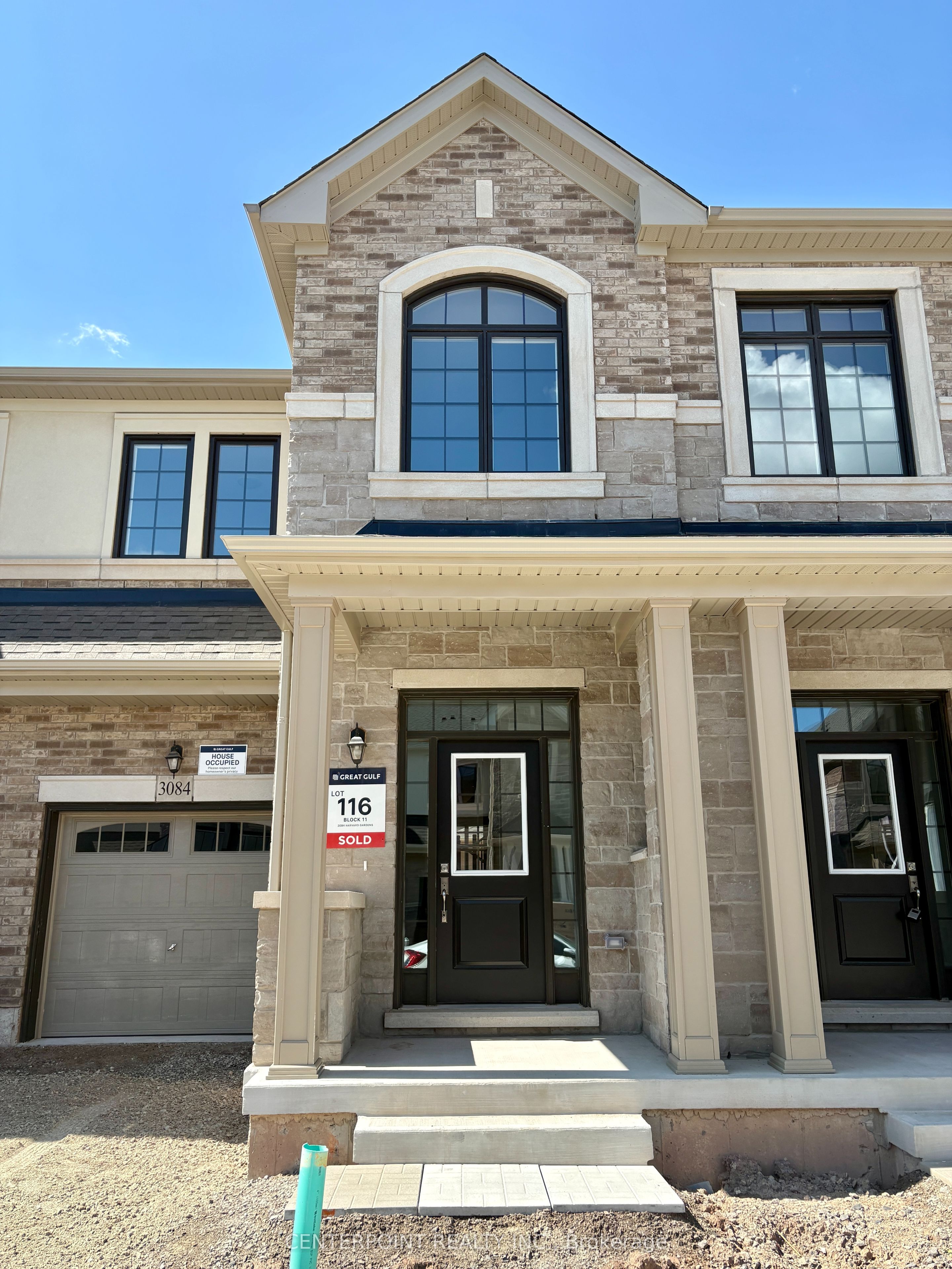 3084 Harvard Gardens Property Photo 1