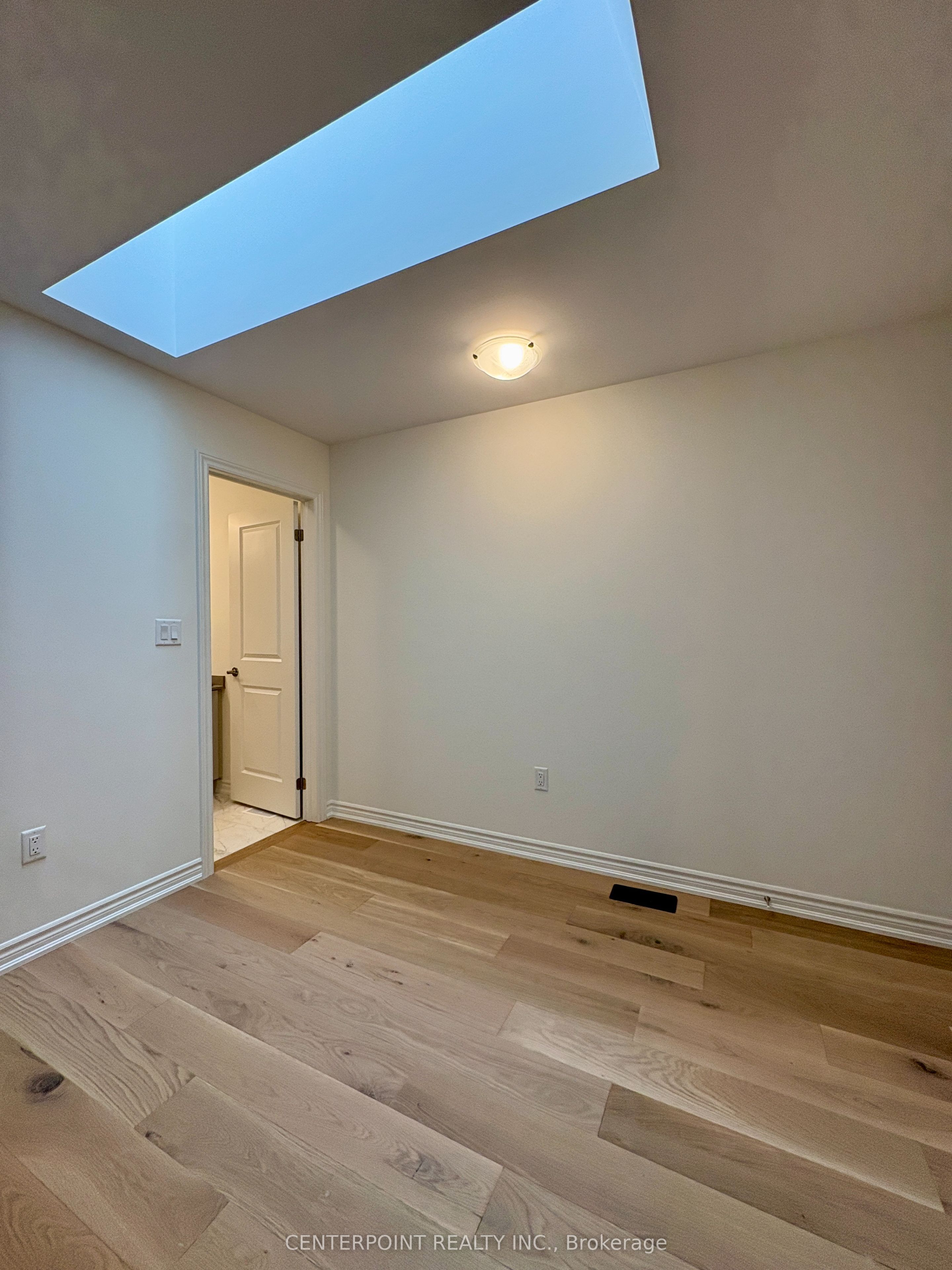 3084 Harvard Gardens Property Photo 12