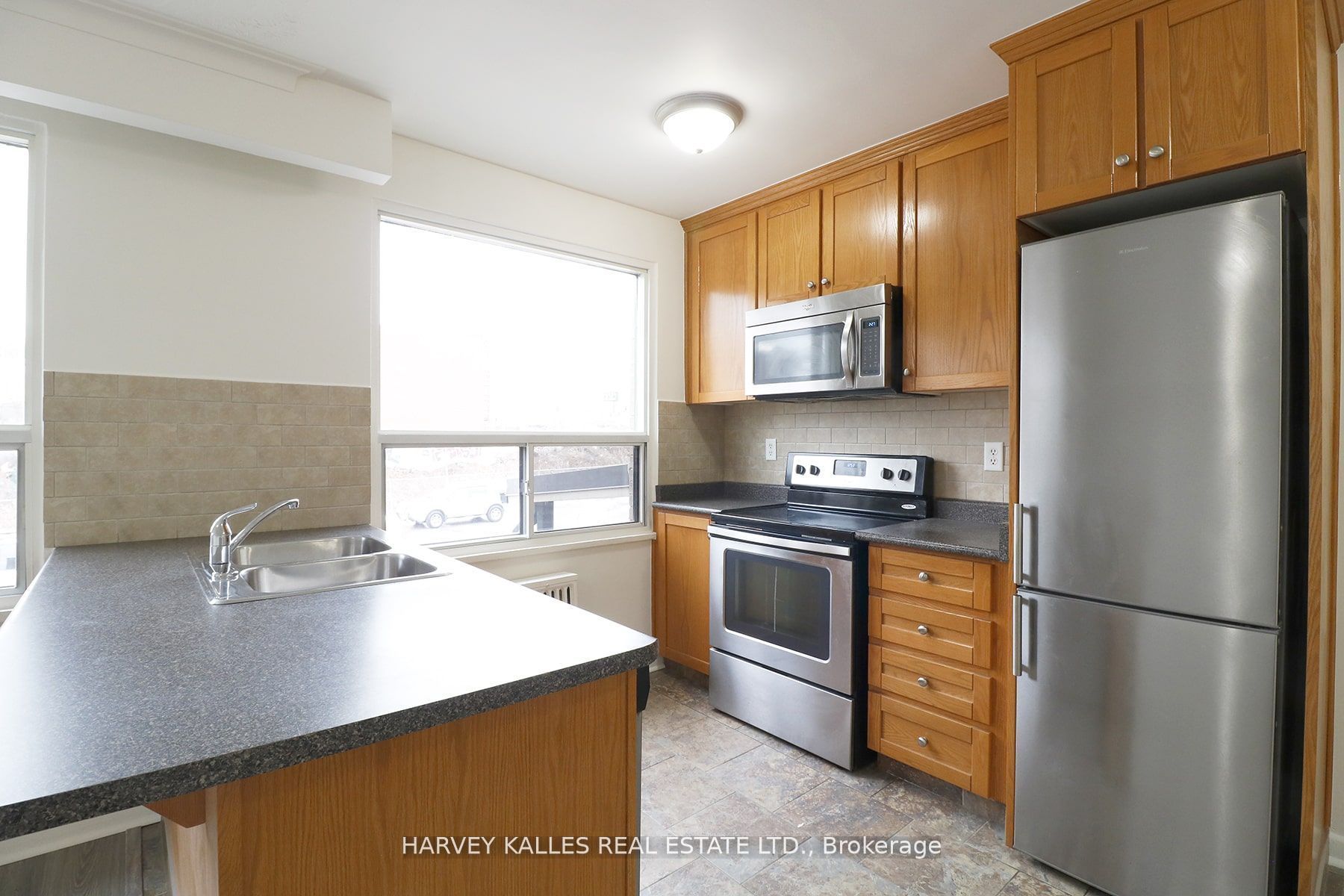 500 Gilbert Avenue 209 Property Photo 4