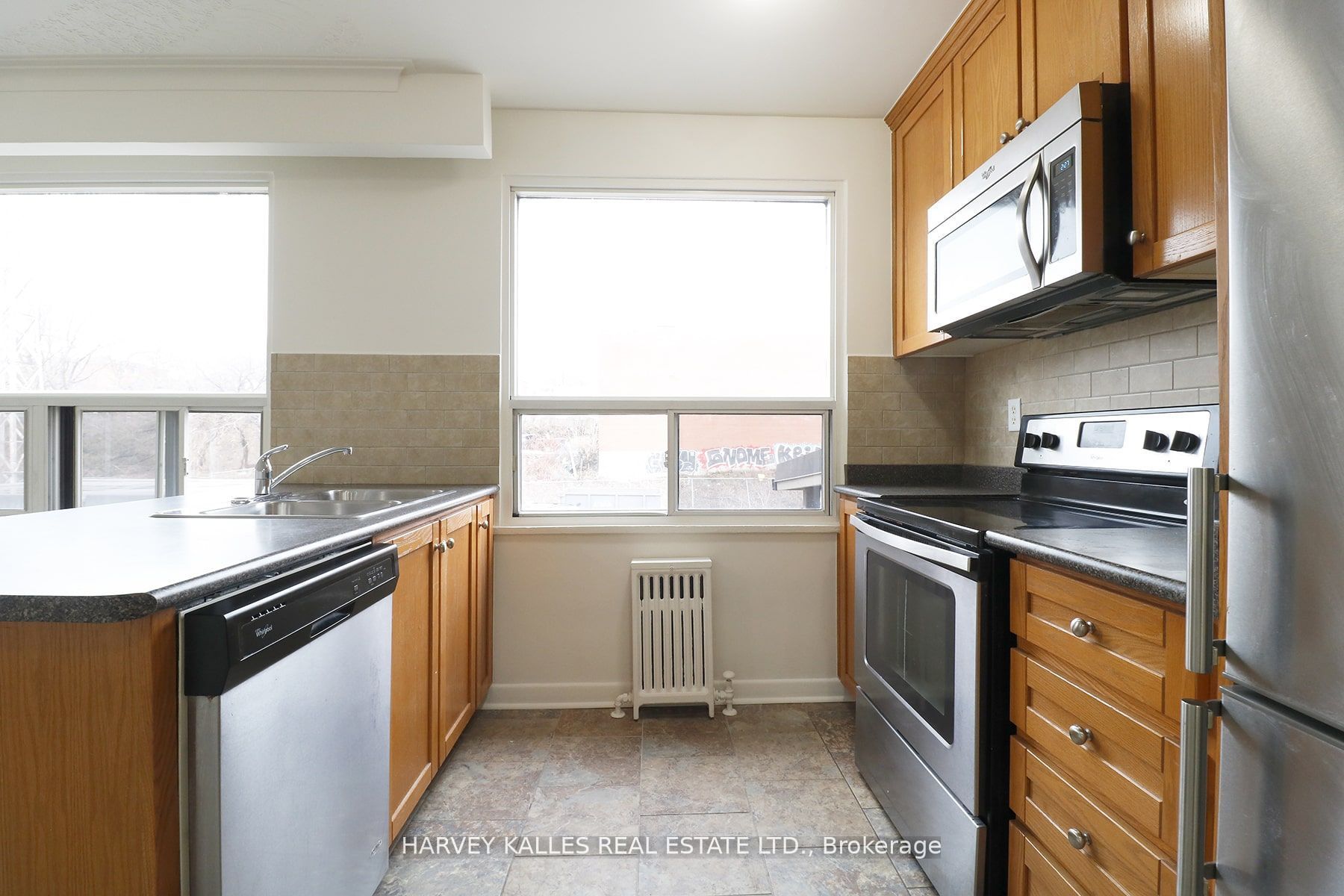 500 Gilbert Avenue 209 Property Photo 5