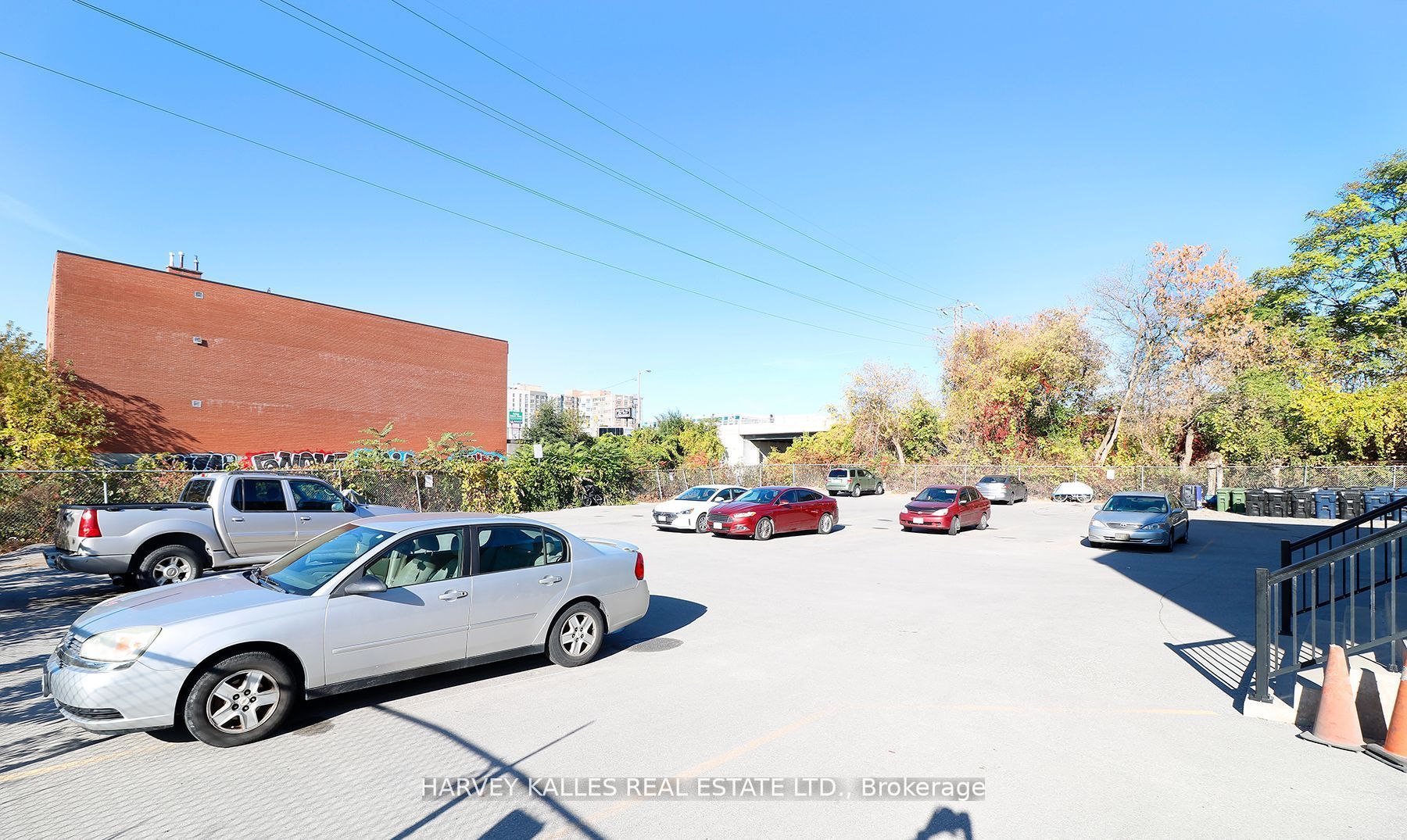 500 Gilbert Avenue 209 Property Photo 15