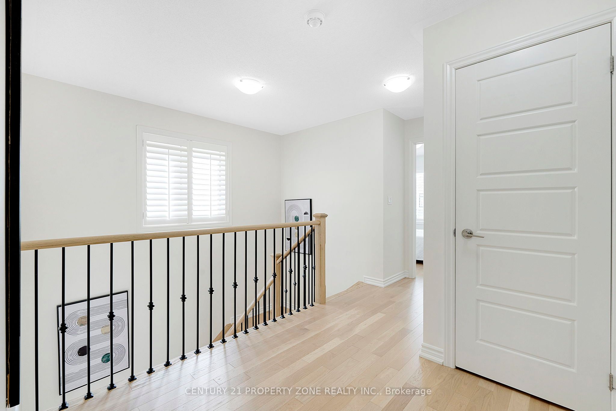 458 Bergamot Avenue Property Photo 12
