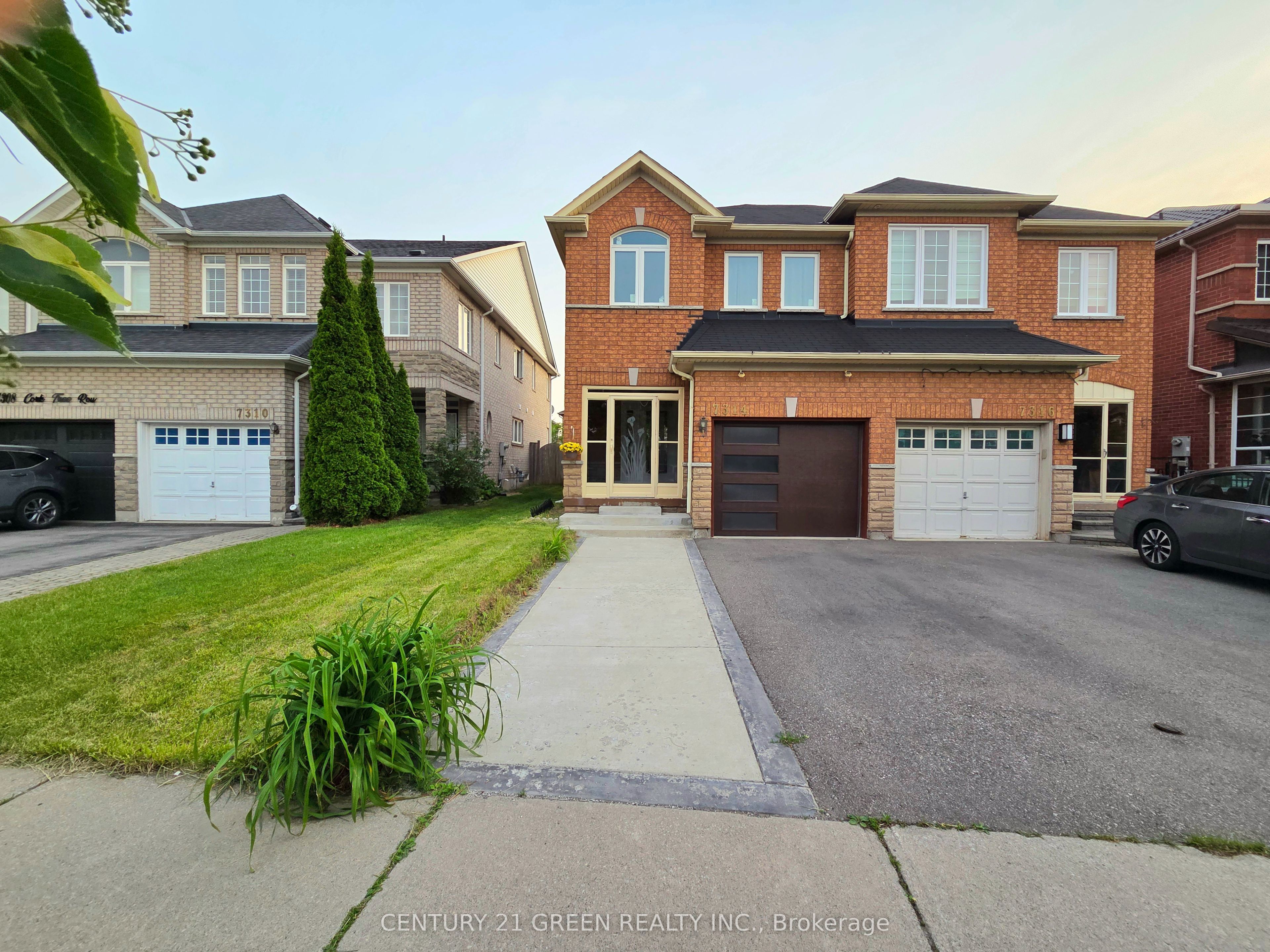 7314 Cork Tree Row Property Photo 1