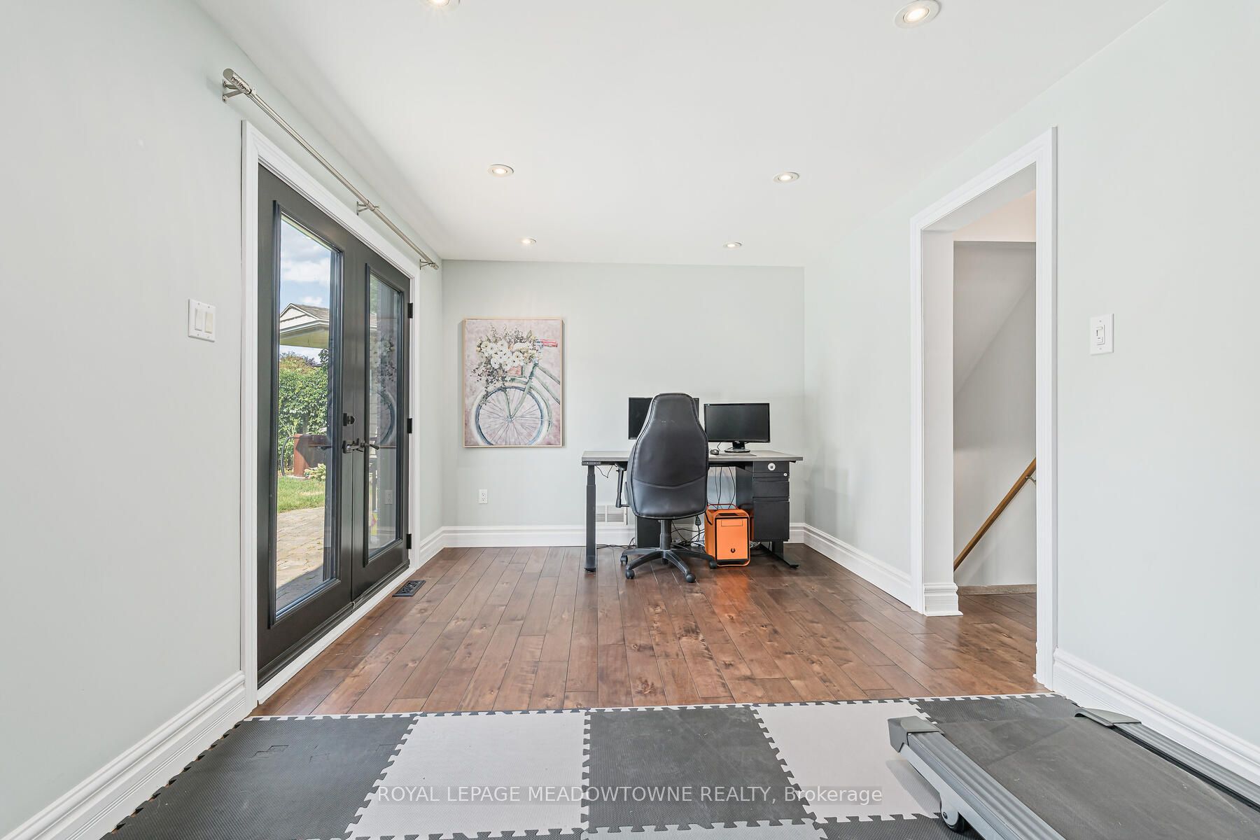 113 Irwin Crescent Property Photo 11
