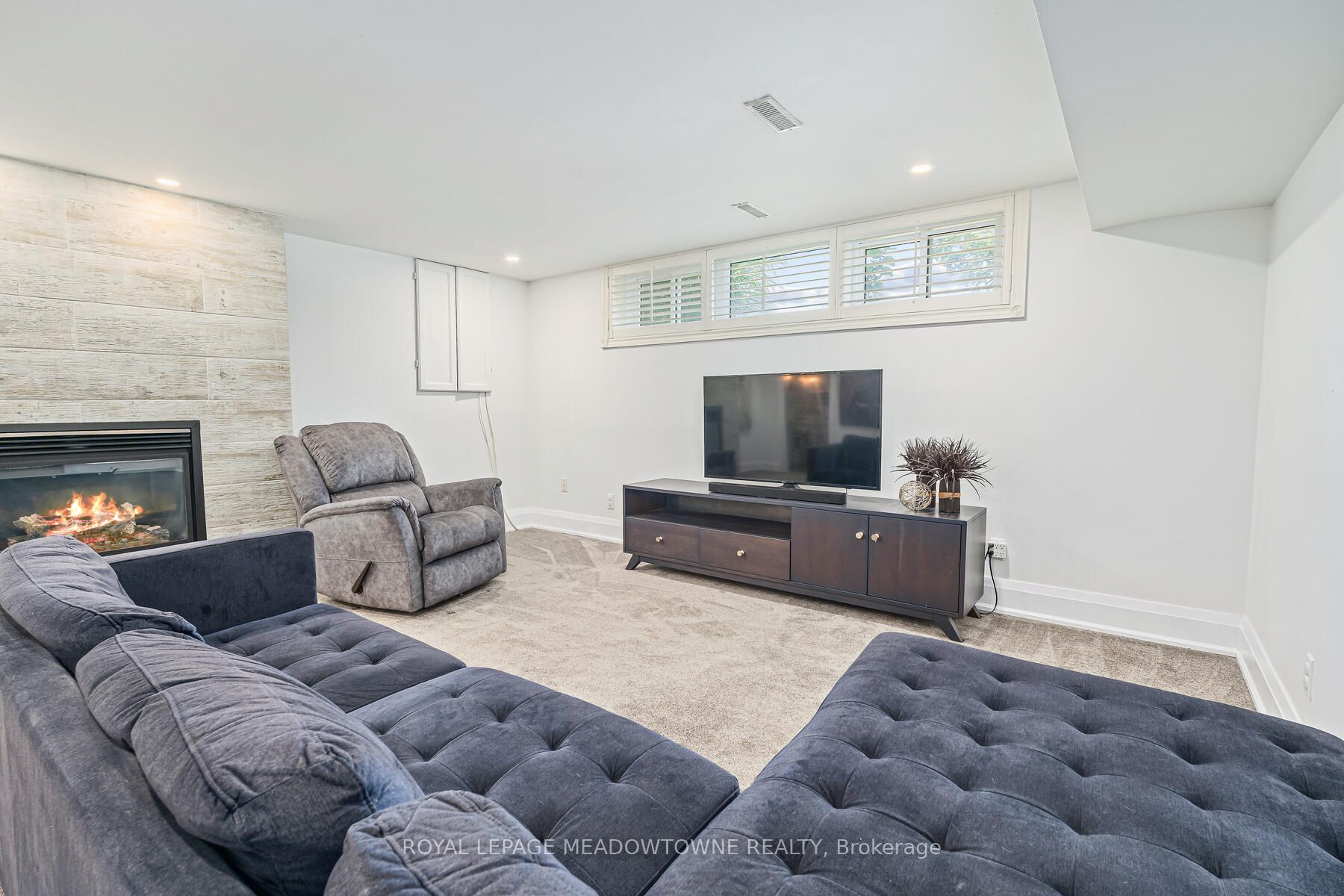 113 Irwin Crescent Property Photo 32
