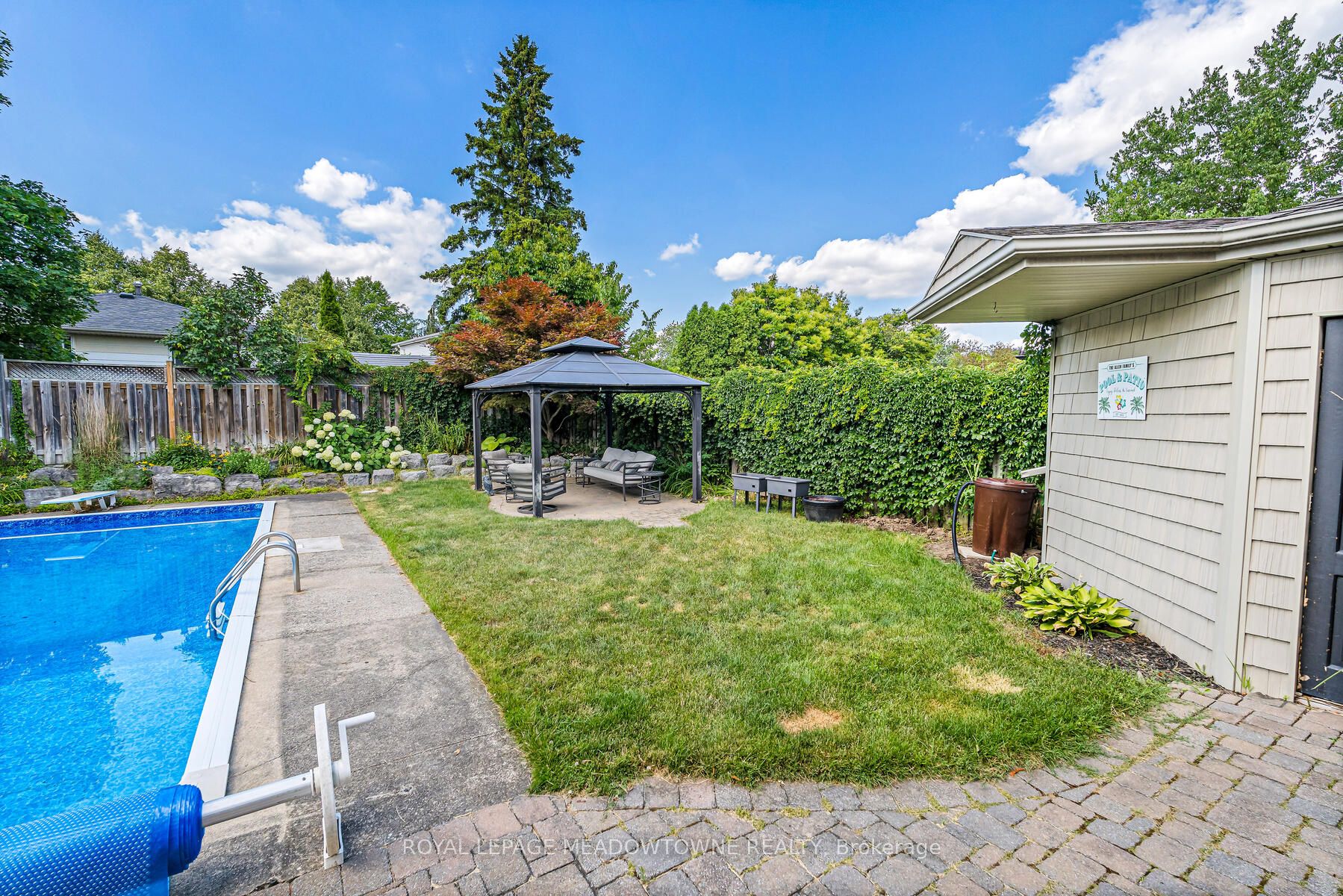 113 Irwin Crescent Property Photo 40
