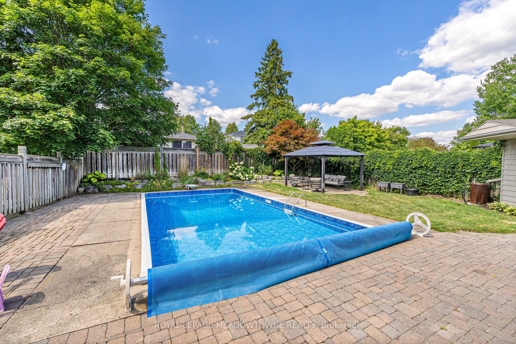 113 Irwin Crescent Property Photo 41