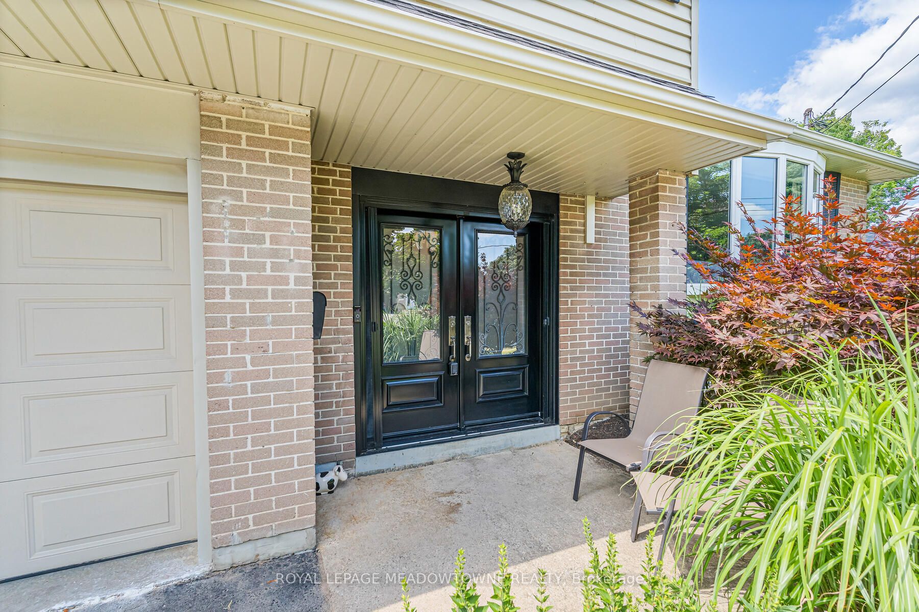 113 Irwin Crescent Property Photo 45