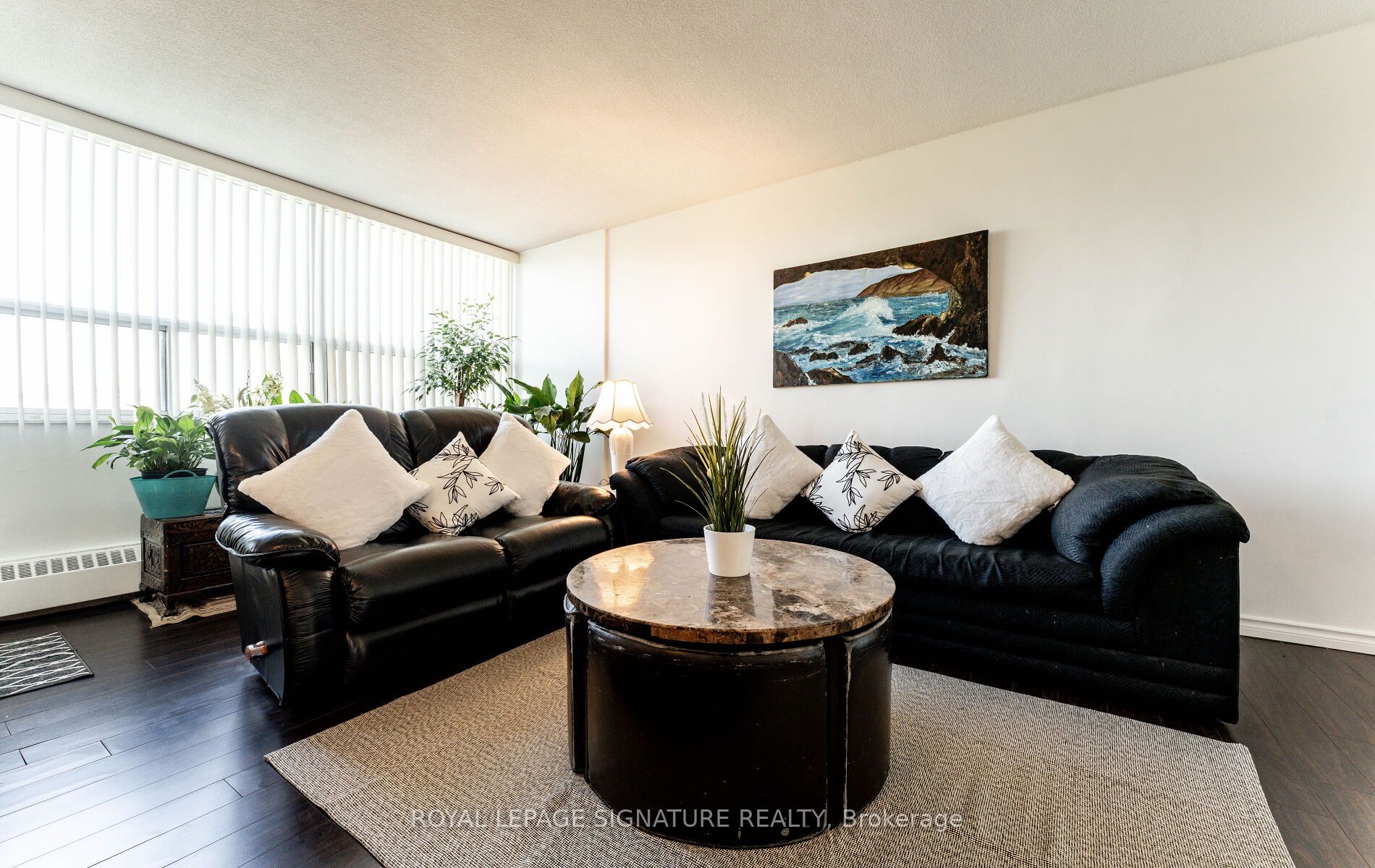 551 The West Mall N/a 620 Property Photo 1