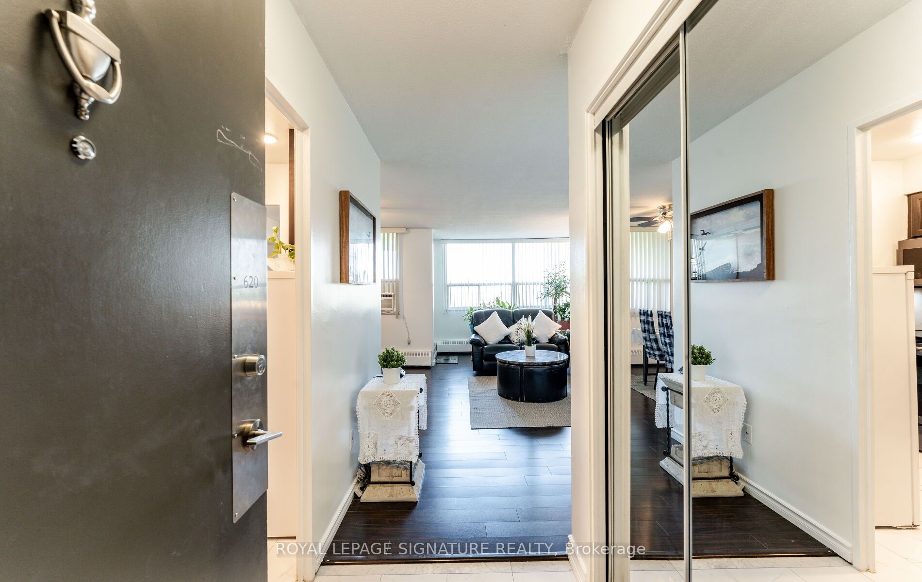 551 The West Mall N/a 620 Property Photo 4