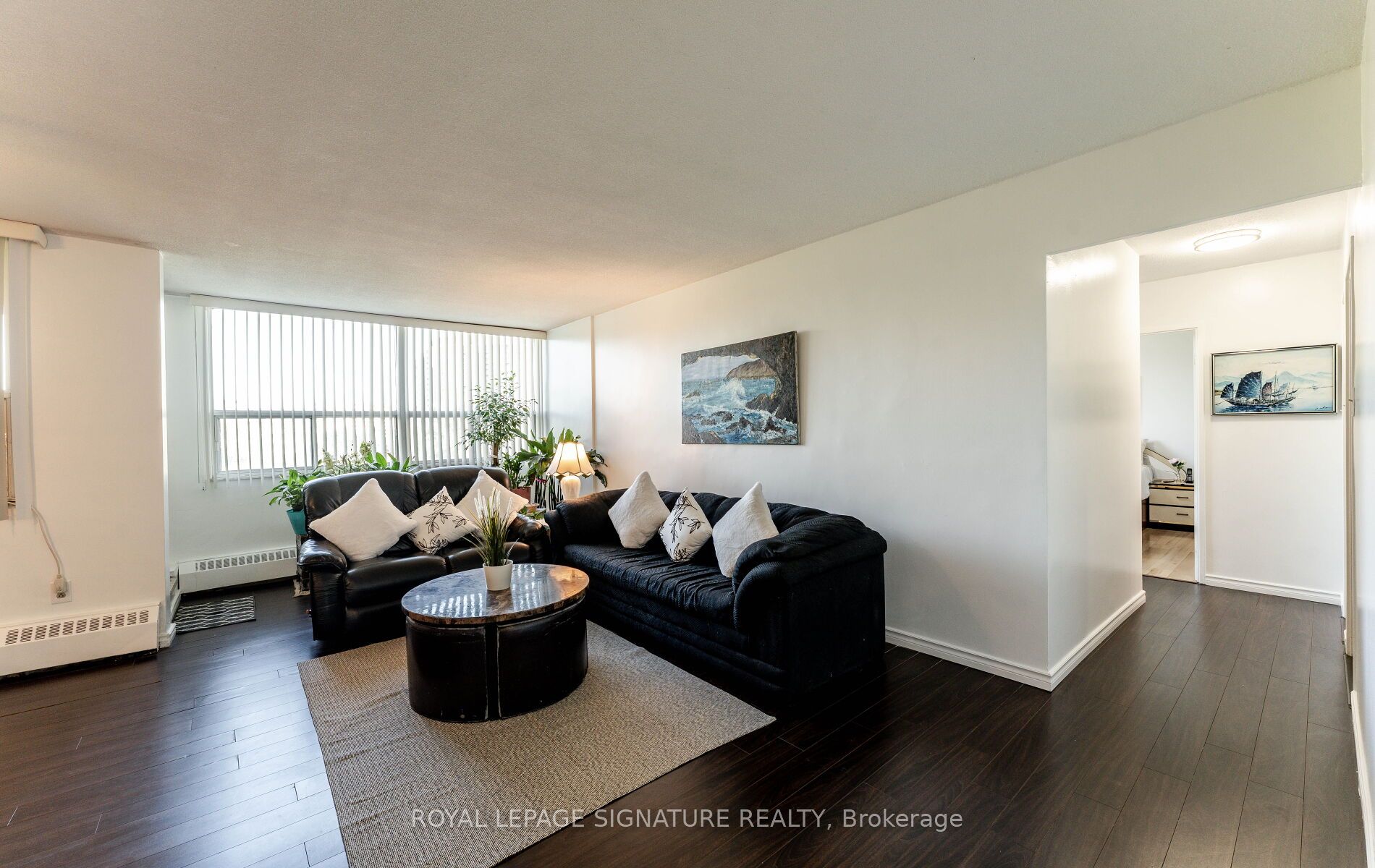 551 The West Mall N/a 620 Property Photo 6