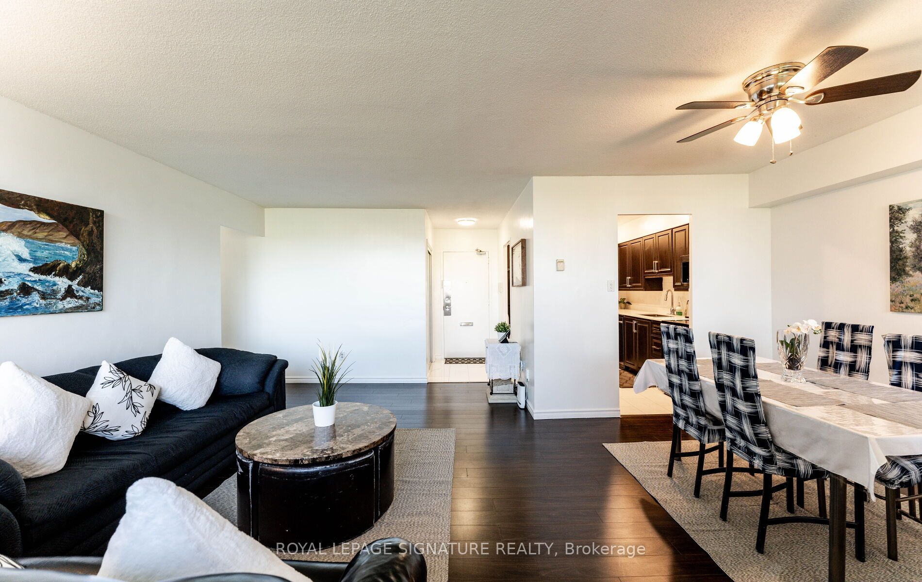 551 The West Mall N/a 620 Property Photo 9
