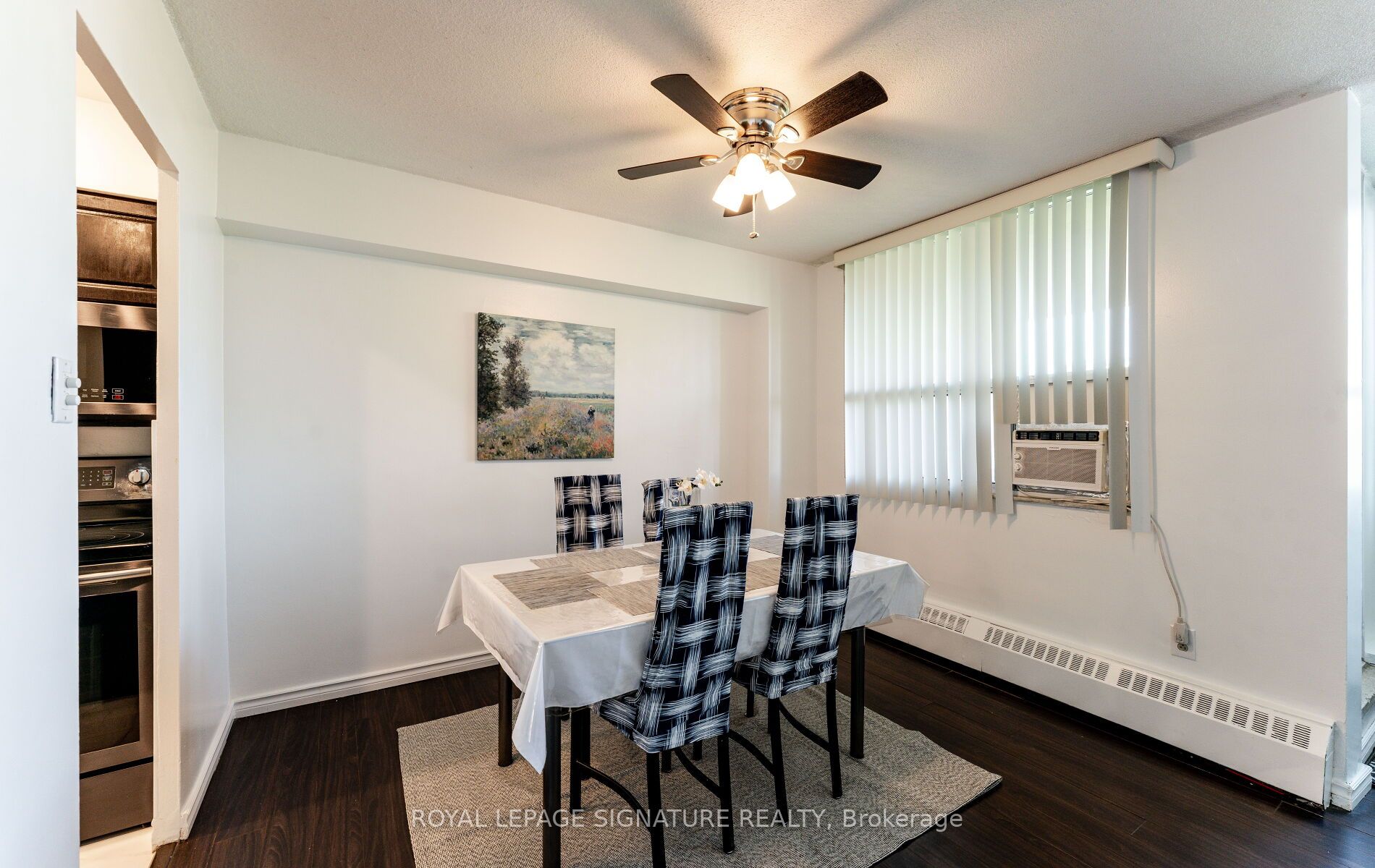 551 The West Mall N/a 620 Property Photo 10