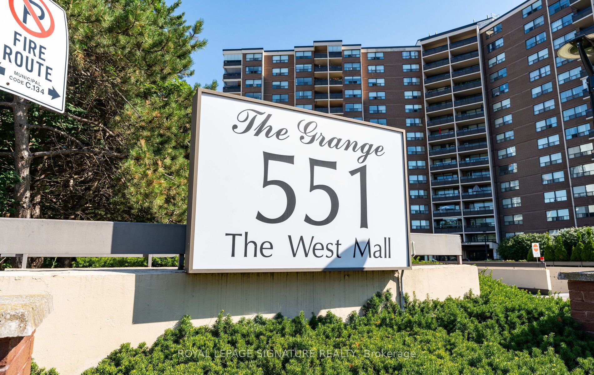 551 The West Mall N/a 620 Property Photo 29