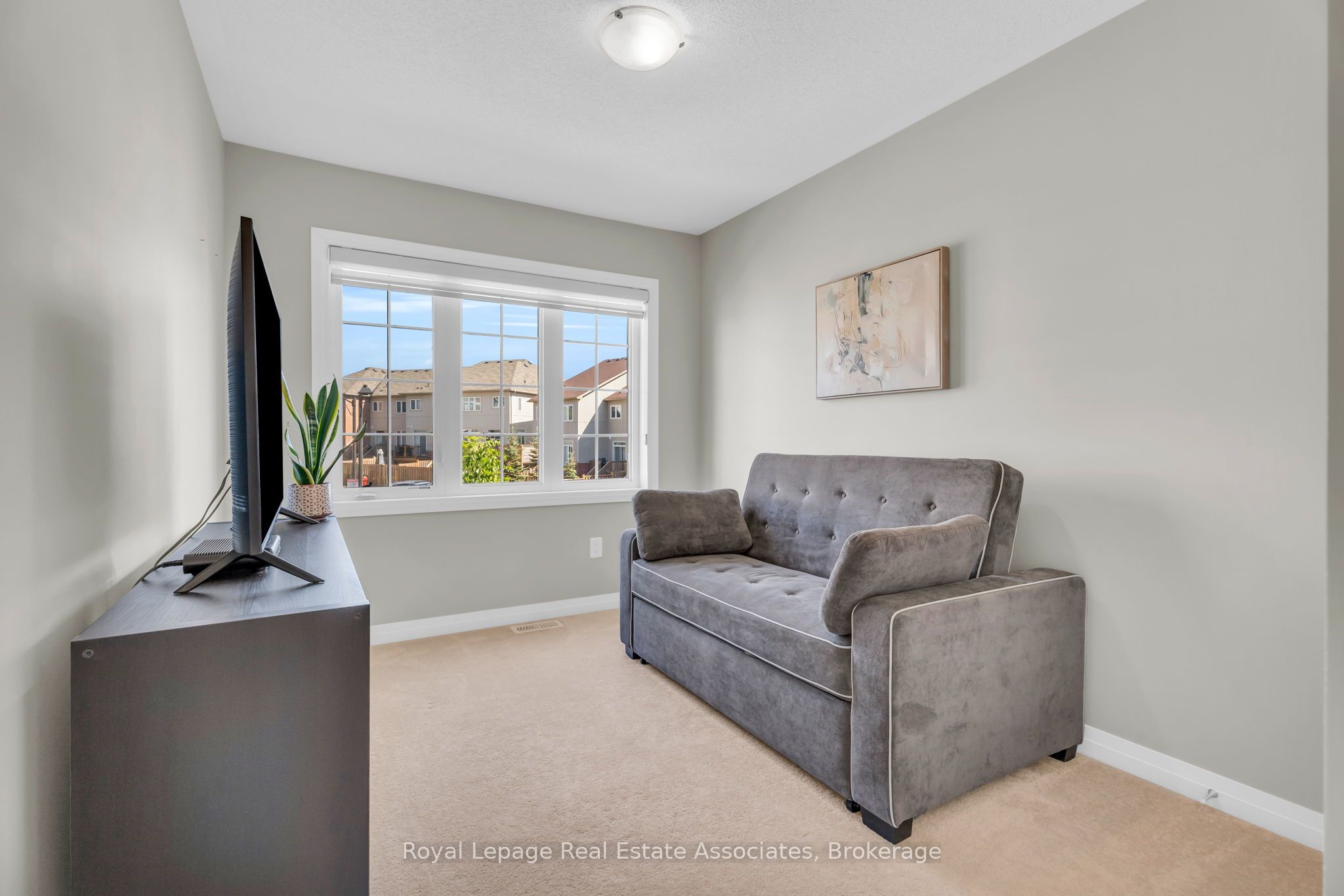 172 Parkinson Crescent 3 Property Photo 31