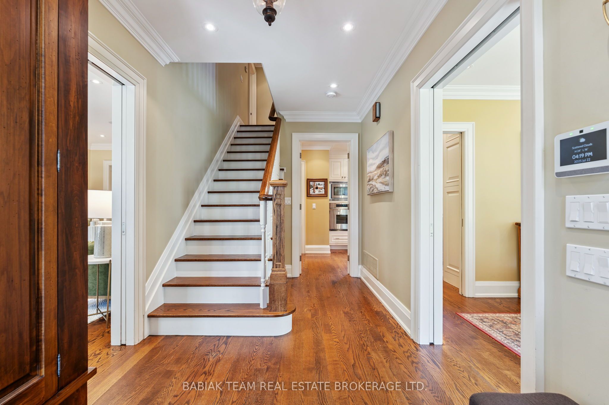 82 Humberview Road Property Photo 4