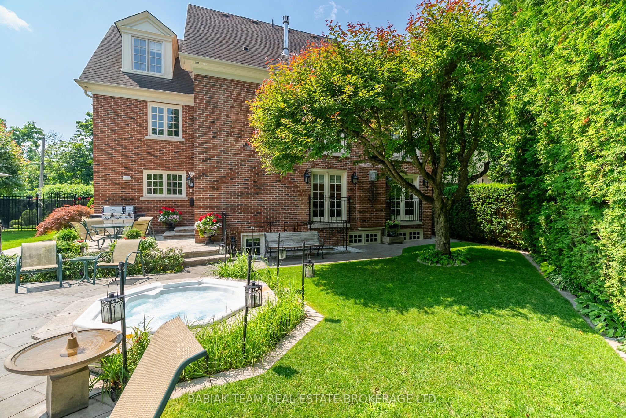 82 Humberview Road Property Photo 43
