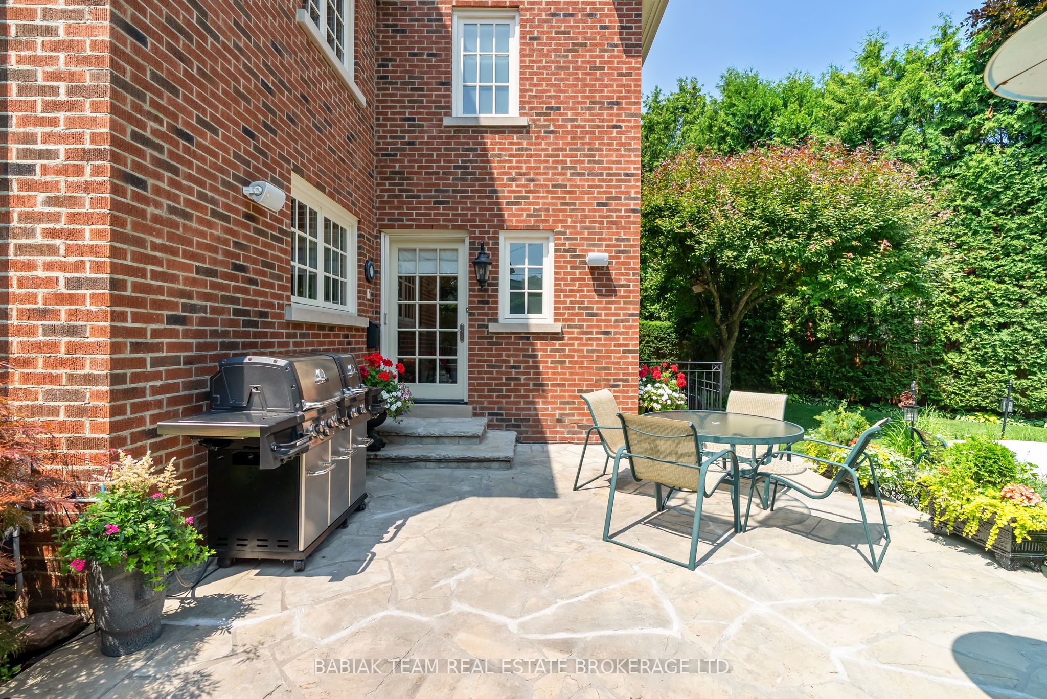 82 Humberview Road Property Photo 44