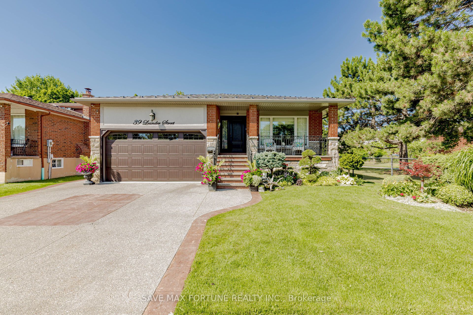 39 Leander Street Property Photo 1