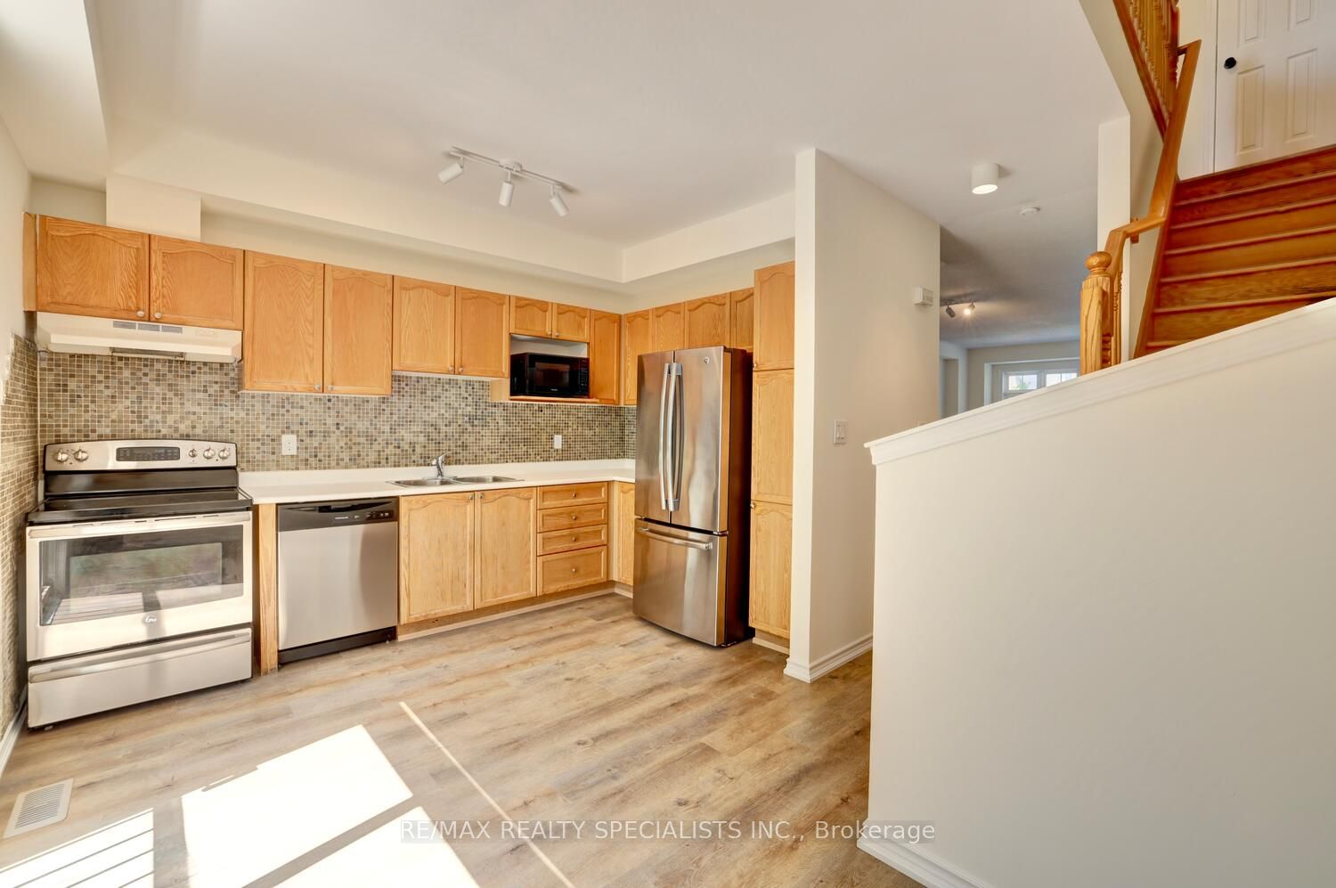 280 Hillcrest Avenue 37 Property Photo 11