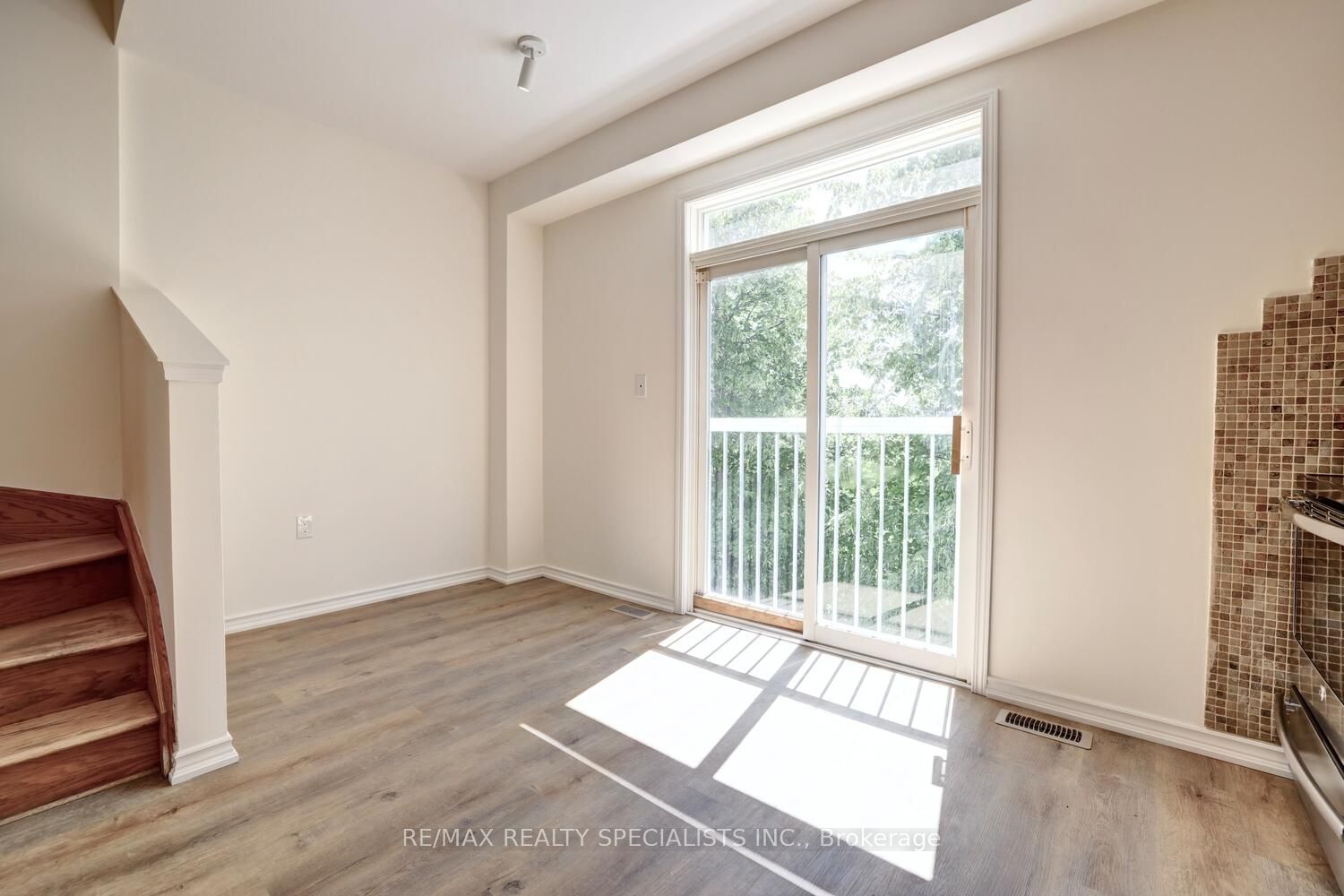 280 Hillcrest Avenue 37 Property Photo 12
