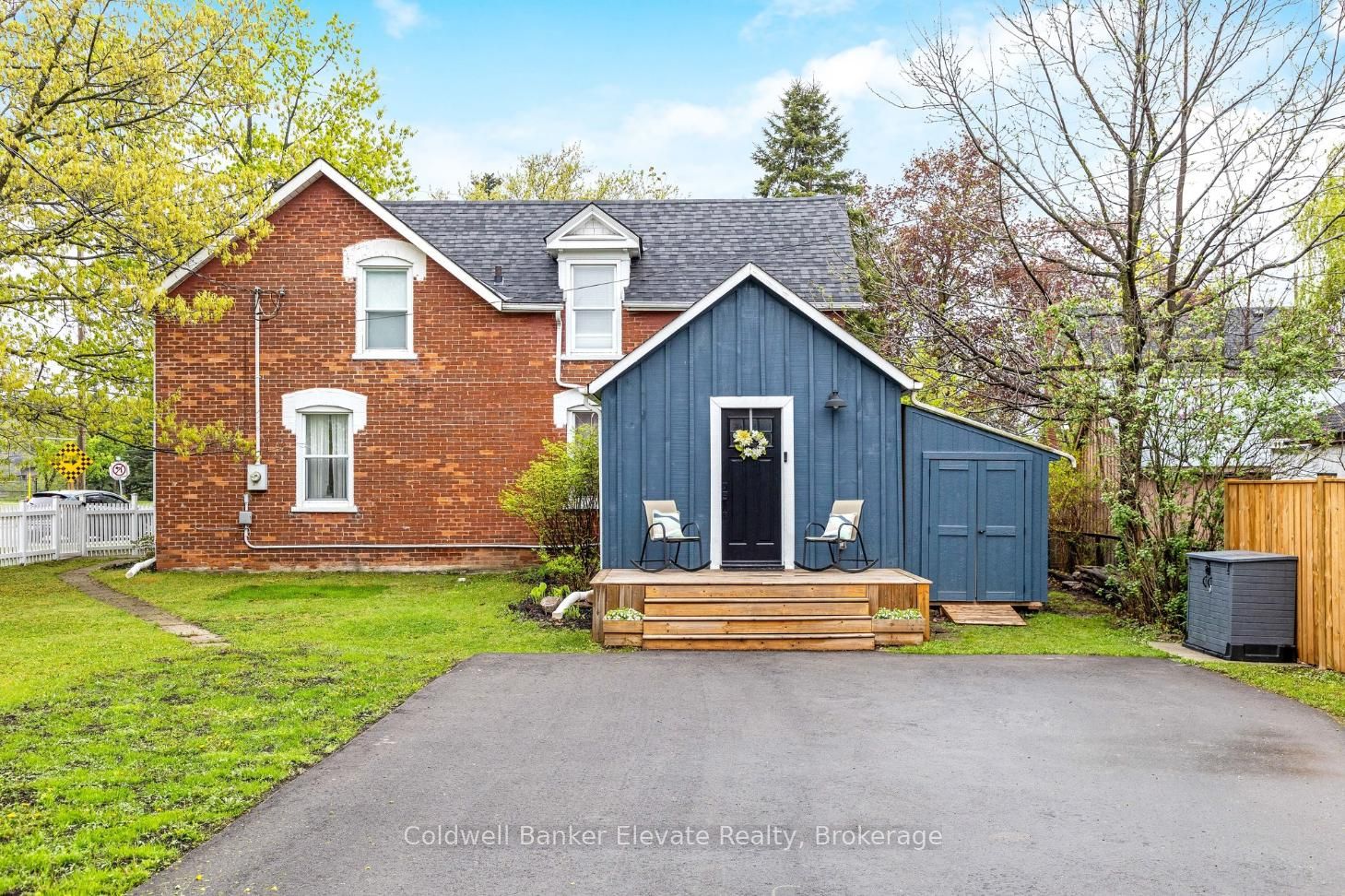 243 Queen Street E Property Photo 1