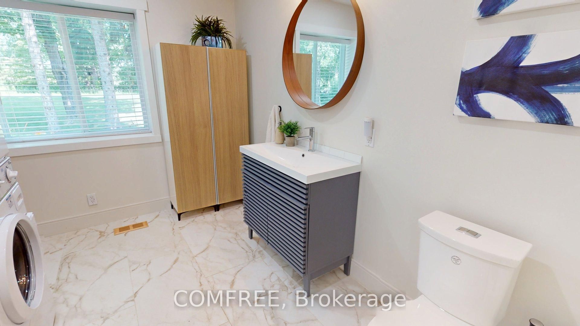 11022 Fifth Line Property Photo 30
