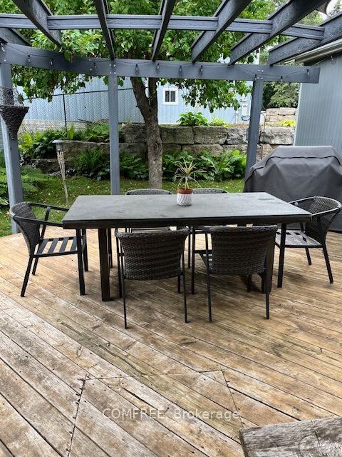 11022 Fifth Line Property Photo 37