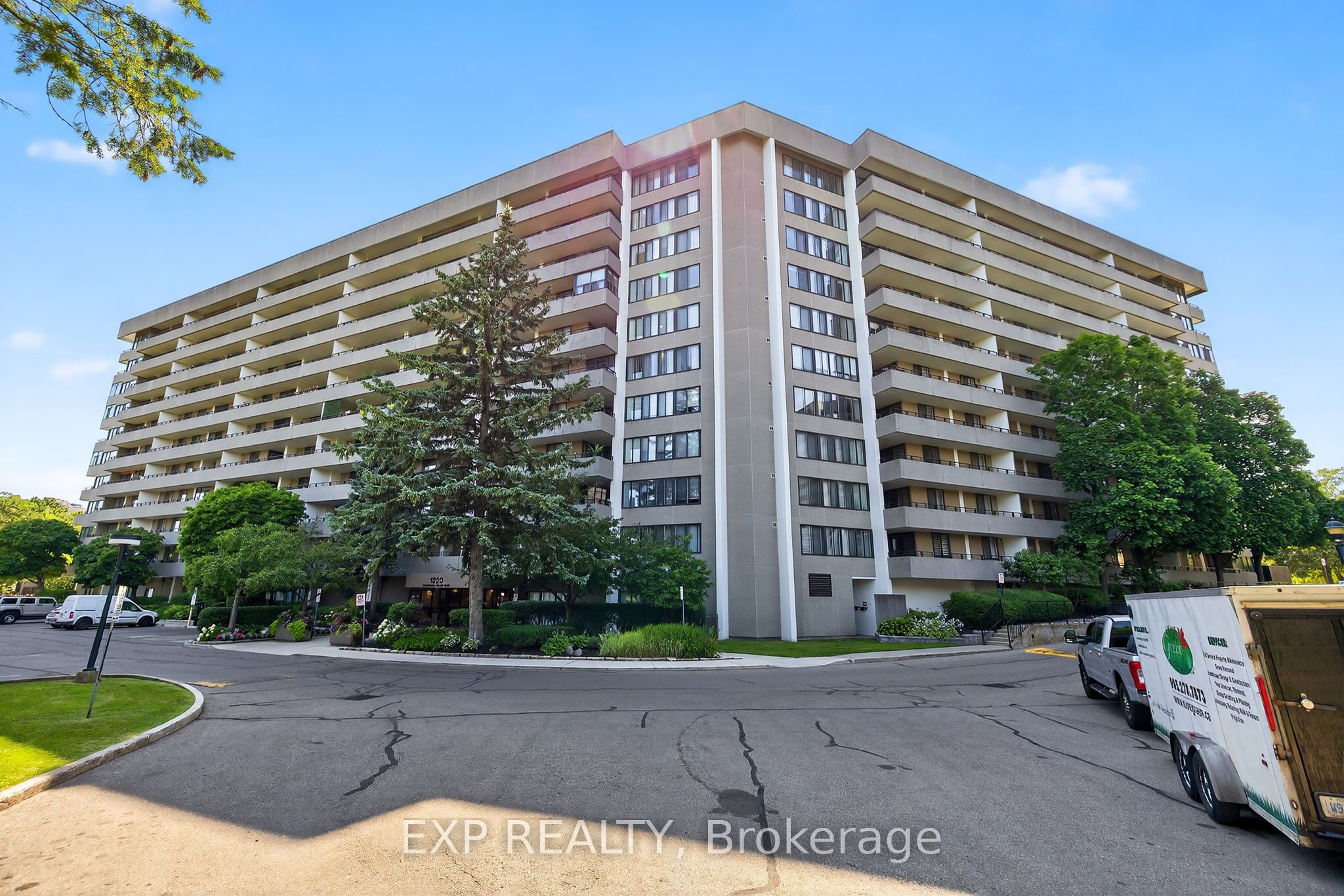 1320 Mississauga Valley Boulevard 712 Property Photo 2