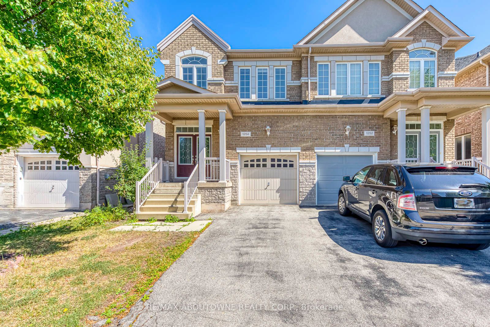 1254 Craigleith Road Property Photo 1