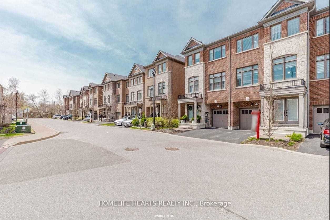 18 Whitehorn Lane Property Photo 2