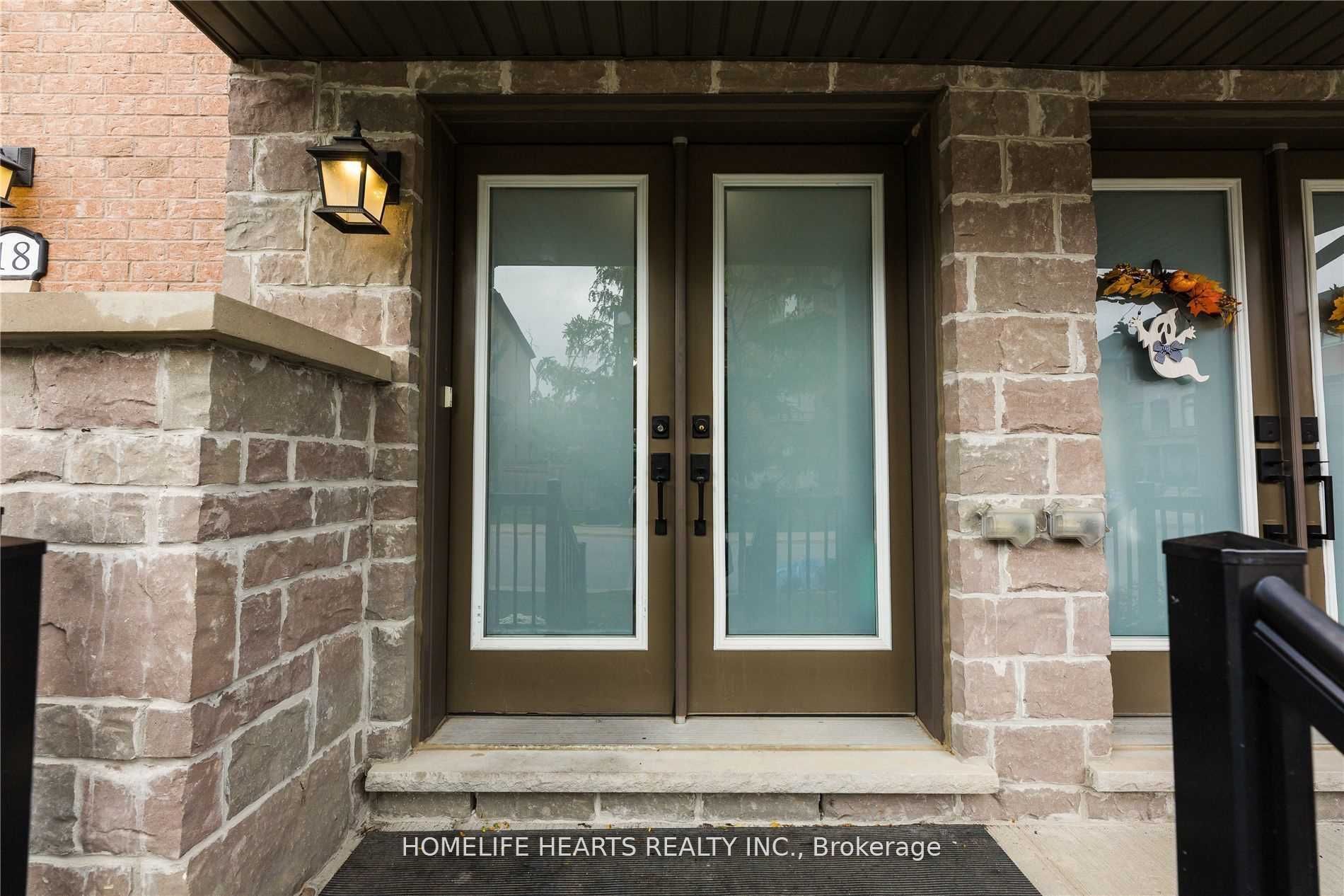 18 Whitehorn Lane Property Photo 3