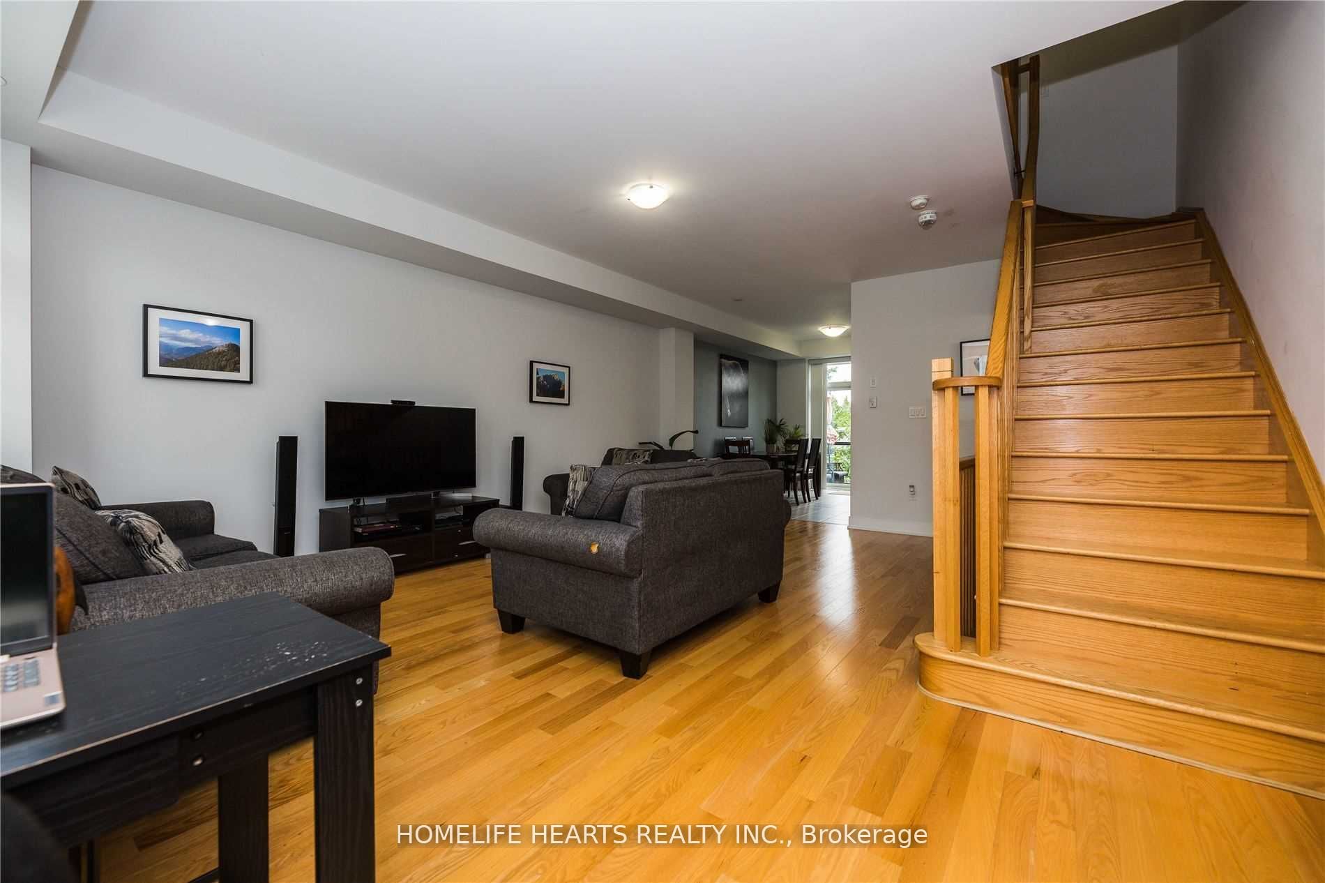 18 Whitehorn Lane Property Photo 10